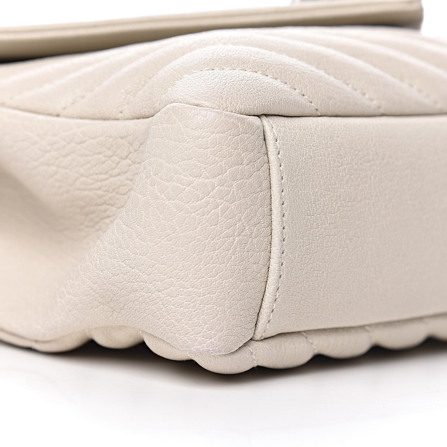 Saint Laurent Sheepskin Matelasse Chevron Monogram Medium College Bag Dove White 8 of 11