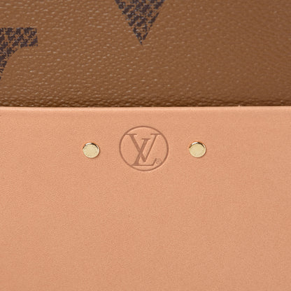 Louis Vuitton Reverse Monogram Giant Boite Chapeau Souple 7 of 9