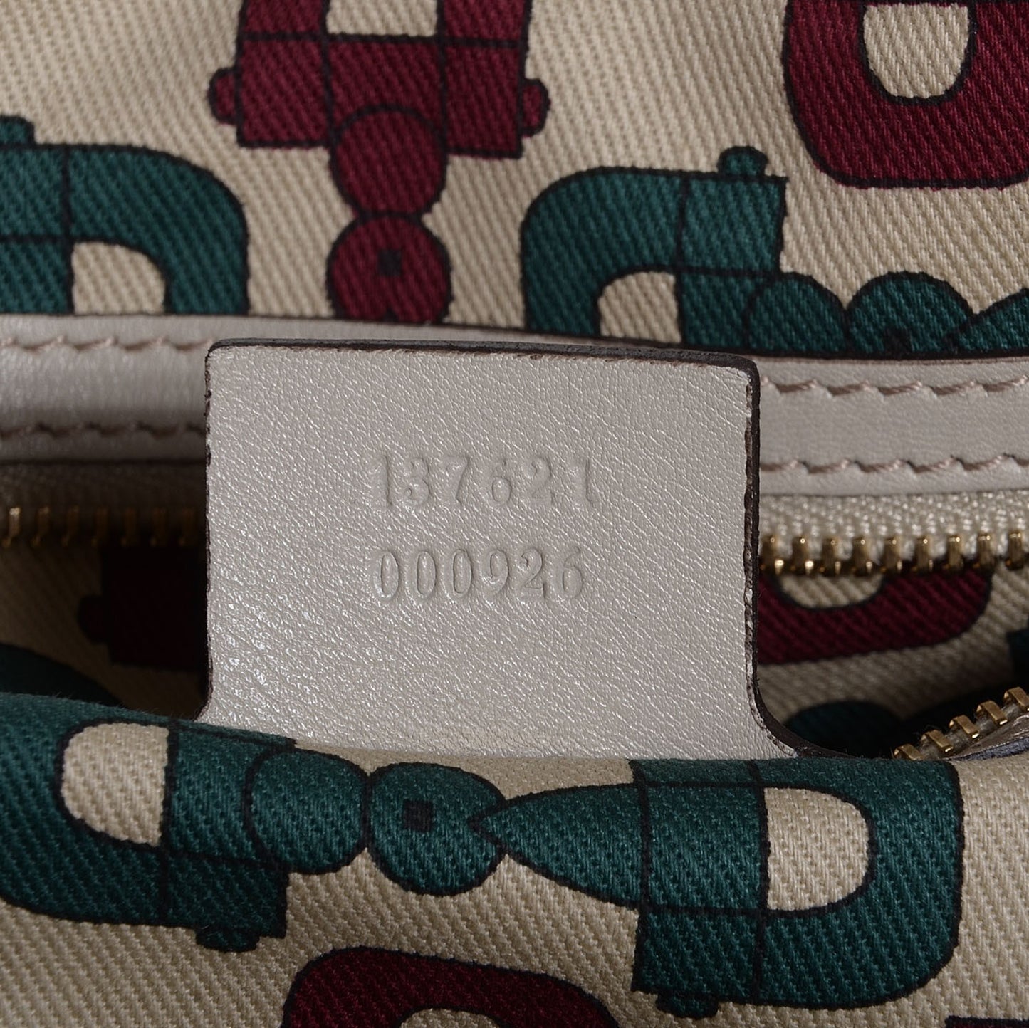 Guccissima Medium Pelham Shoulder Bag Off White