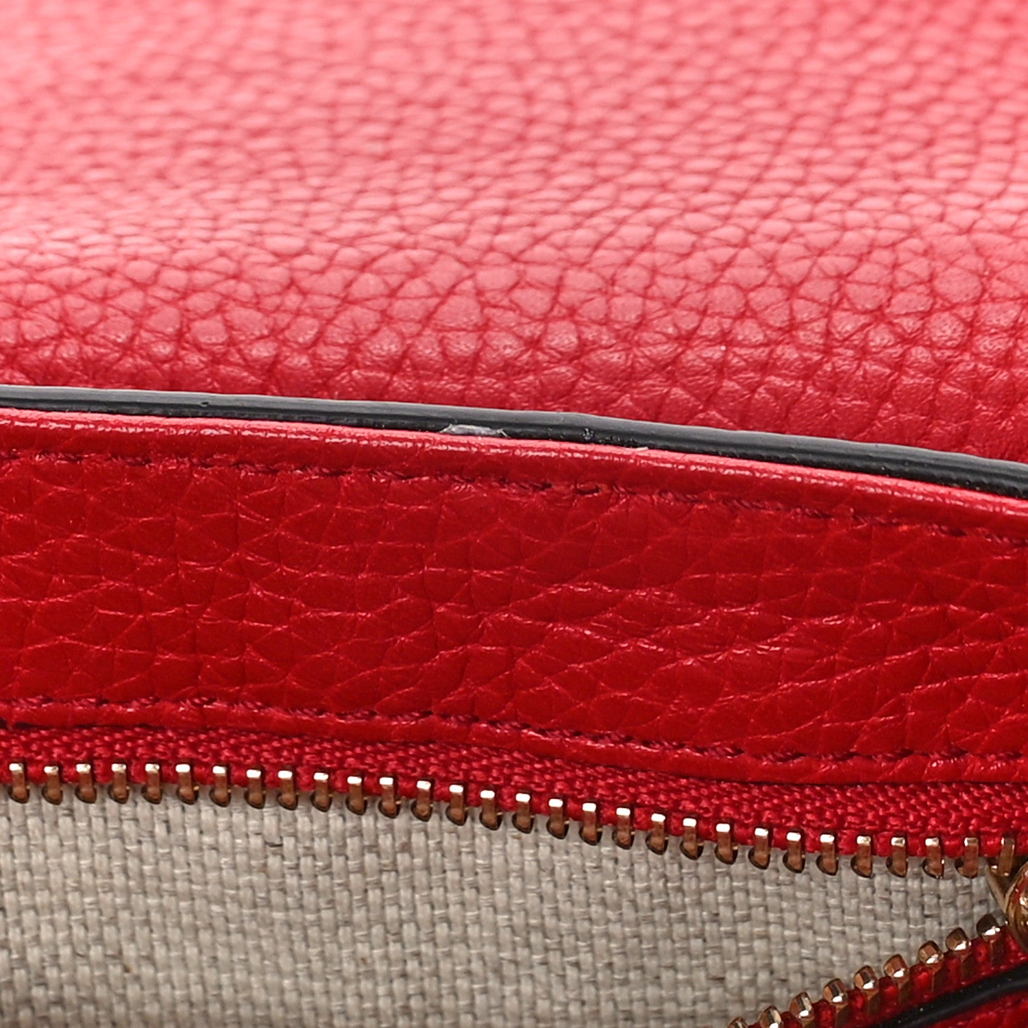 Gucci Pebbled Calfskin Medium Soho Flap Crossbody Tabasco Red 10 of 11