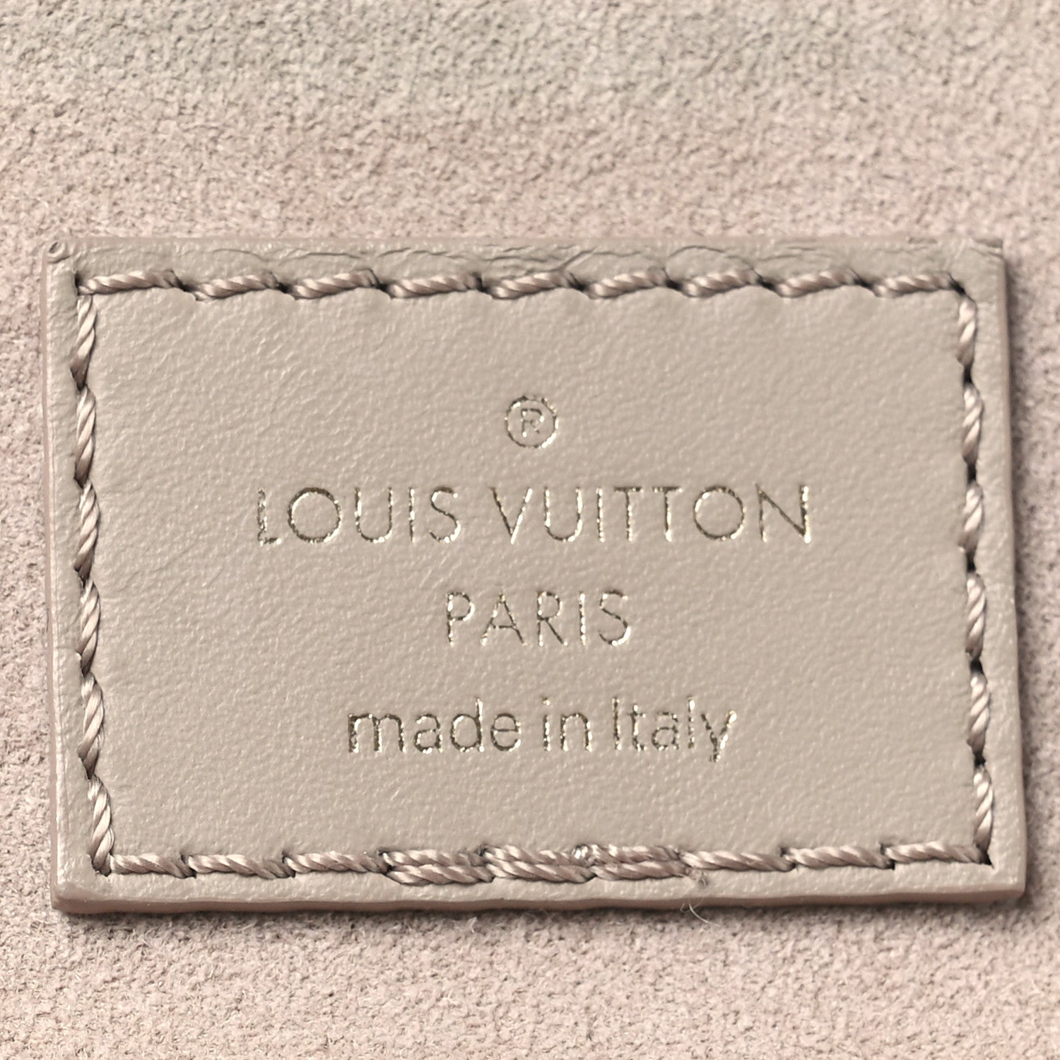 Louis Vuitton Empreinte Monogram Giant Vanity PM Tourterelle 5 of 14