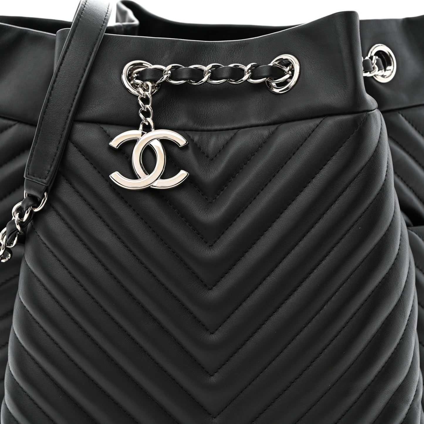 Lambskin Chevron Quilted Large Urban Spirit Drawstring Bag Black