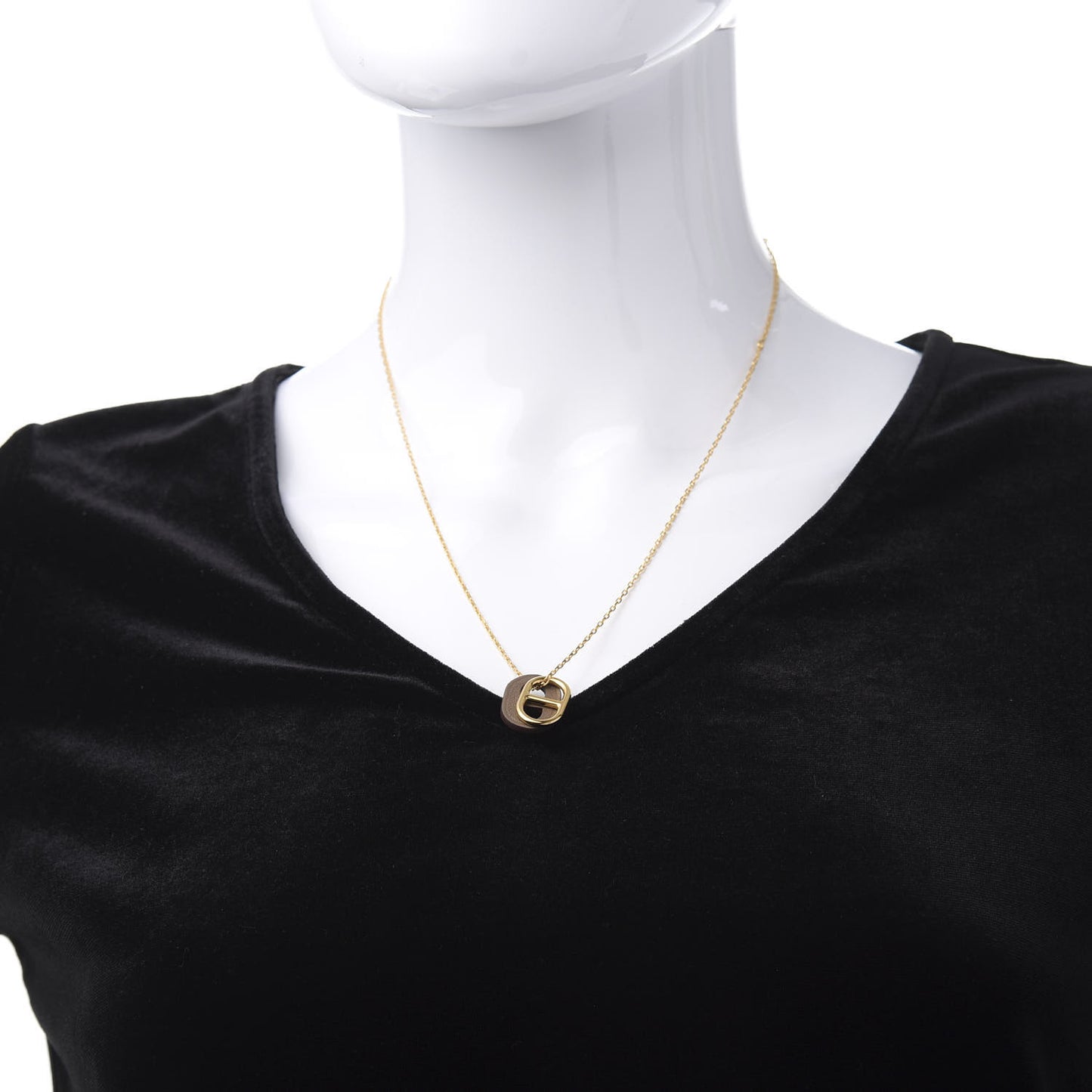 Swift O'Maillon Pendant Necklace Etoupe