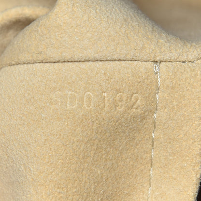 Louis Vuitton Monogram Artsy MM 7 of 12