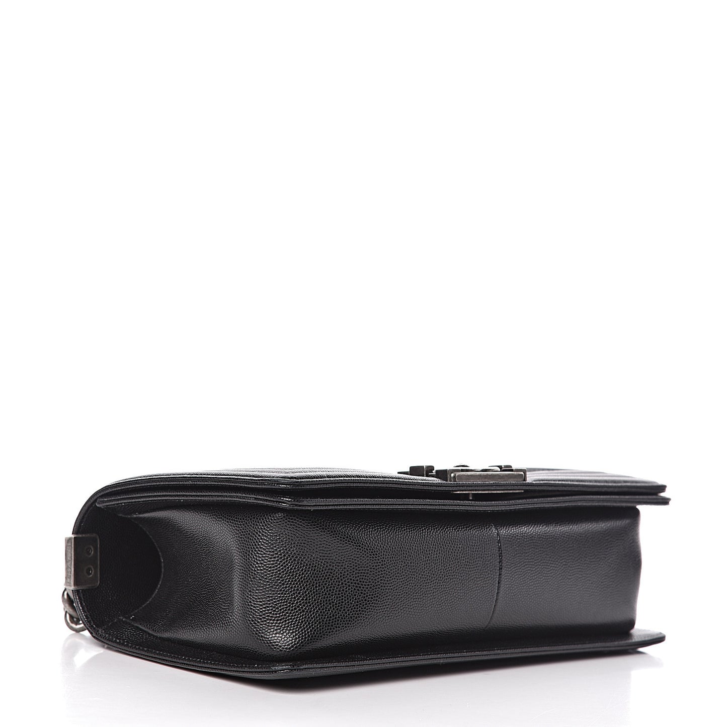 Caviar Quilted Medium Boy Flap Black