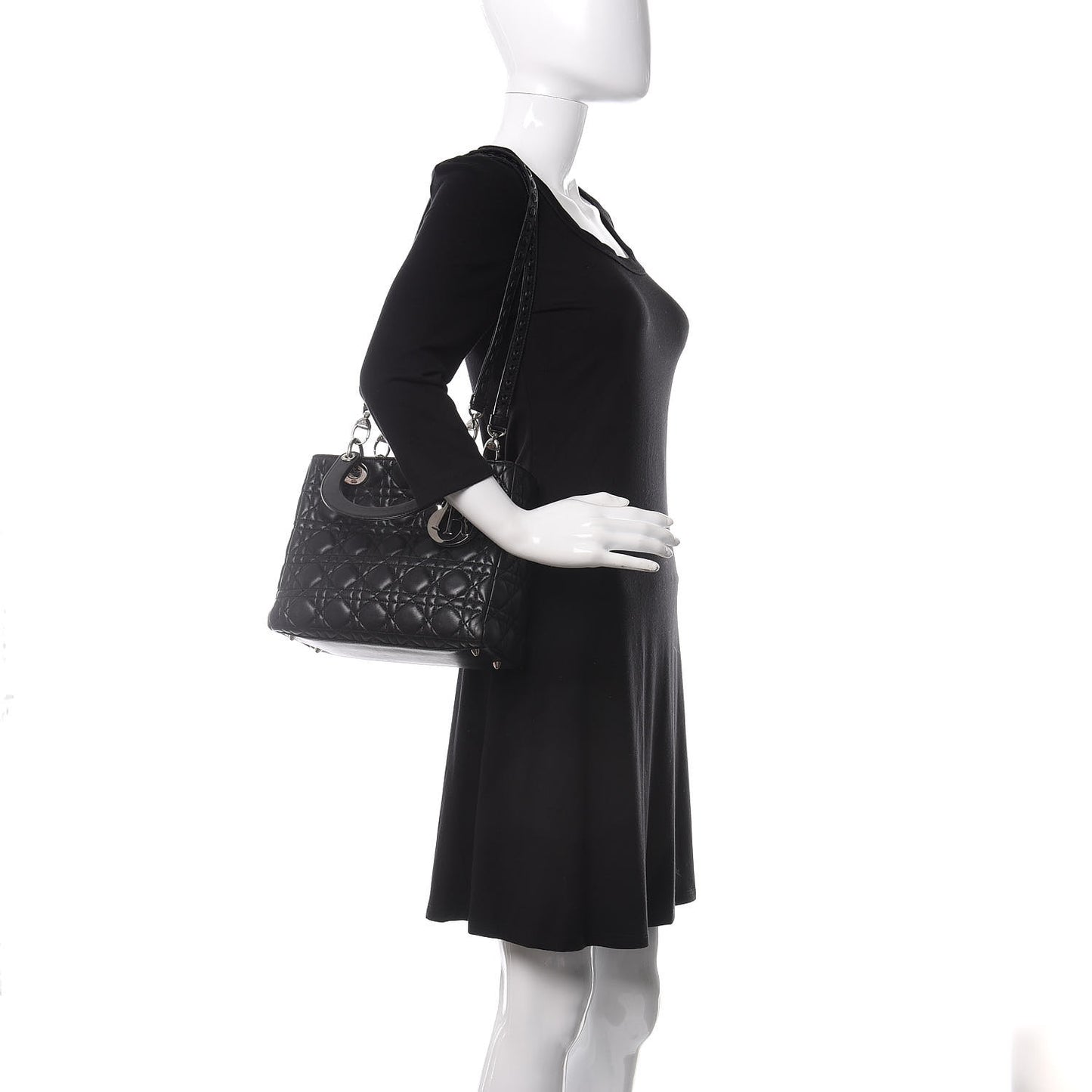 Lambskin Cannage Medium Whipstitch Lady Dior Black