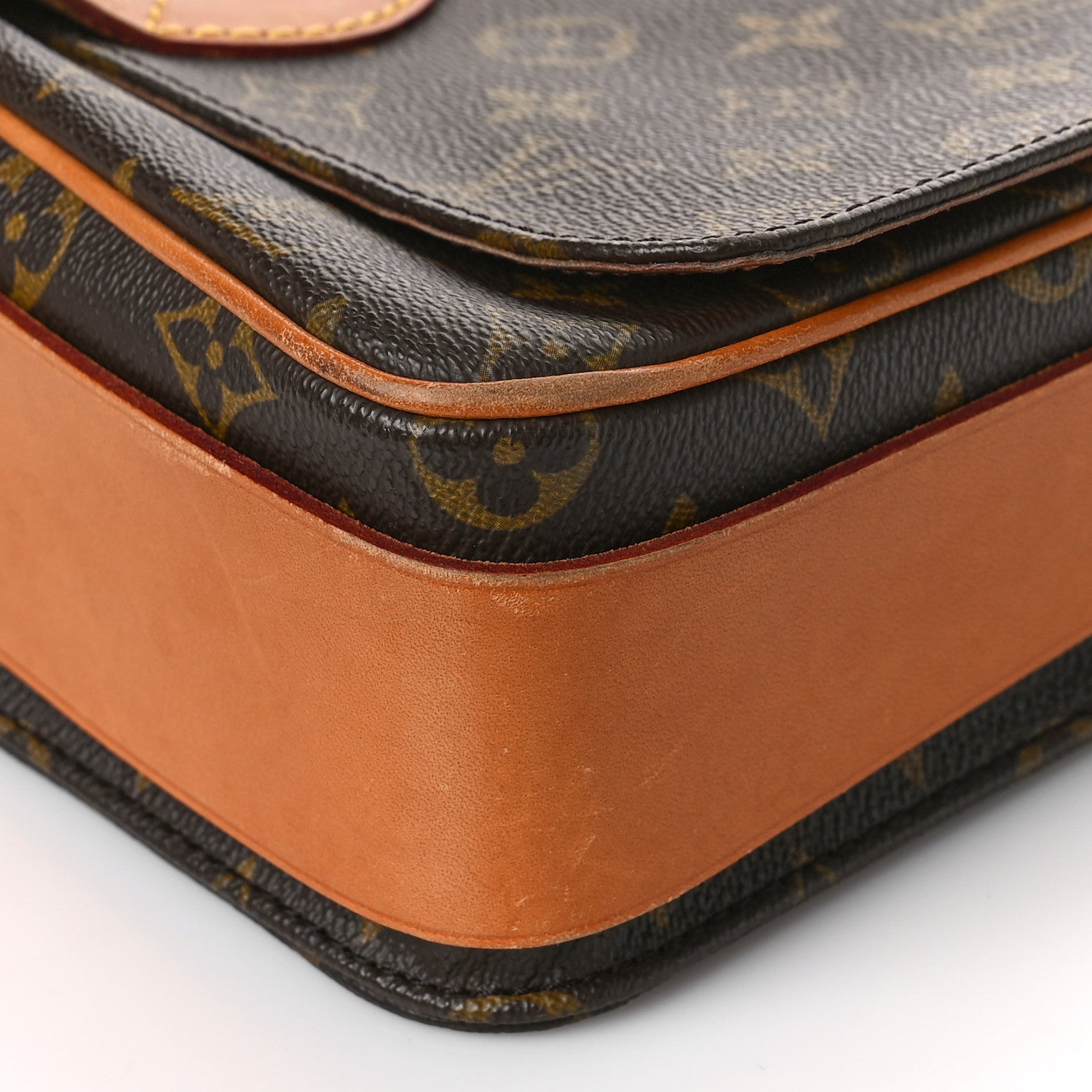 Louis Vuitton Monogram Cartouchiere 26 9 of 10