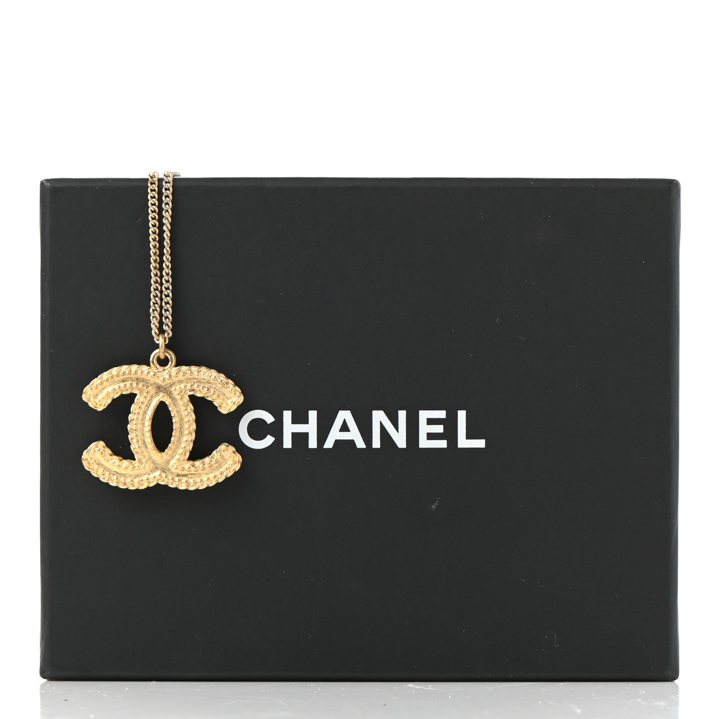 CC Necklace Matte Gold