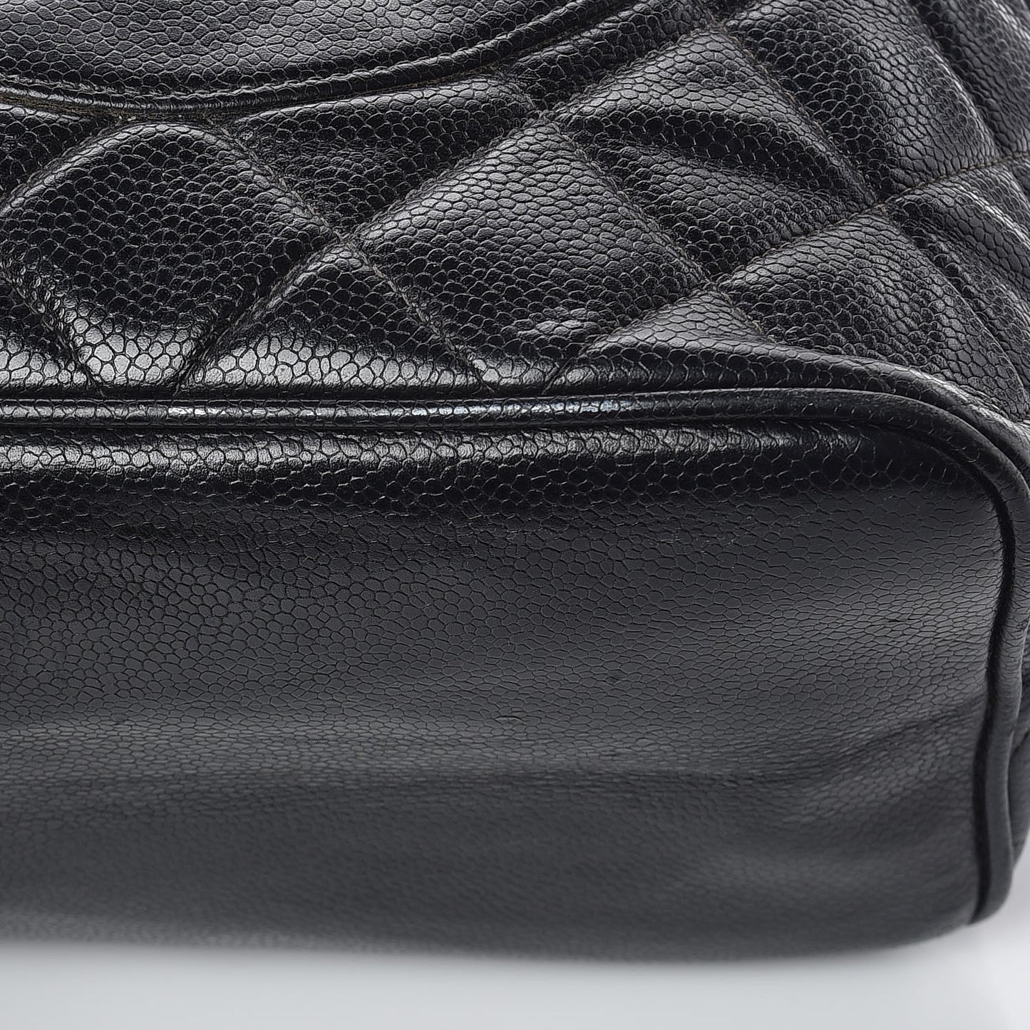 Caviar Quilted Medallion Tote Black