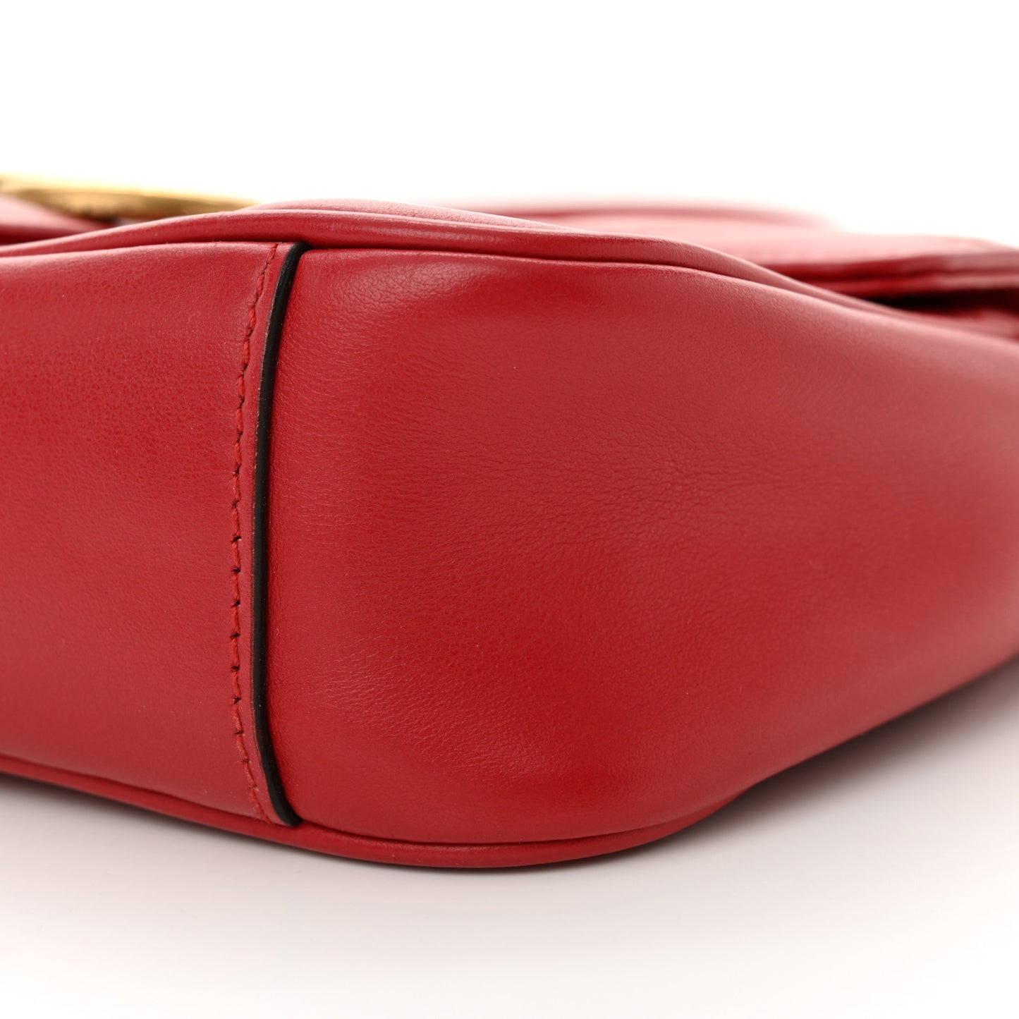 Calfskin Matelasse Mini GG Marmont Shoulder Bag Hibiscus Red