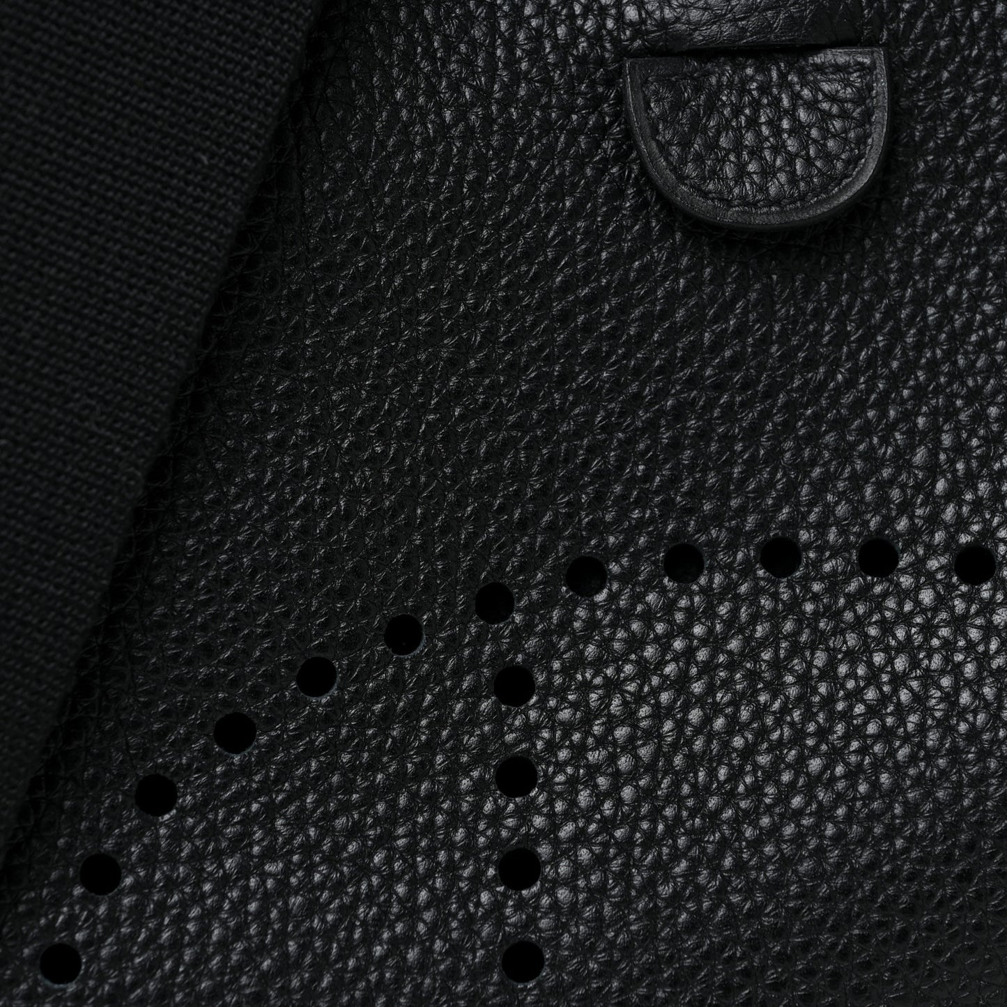 Taurillon Clemence Evelyne II PM Black
