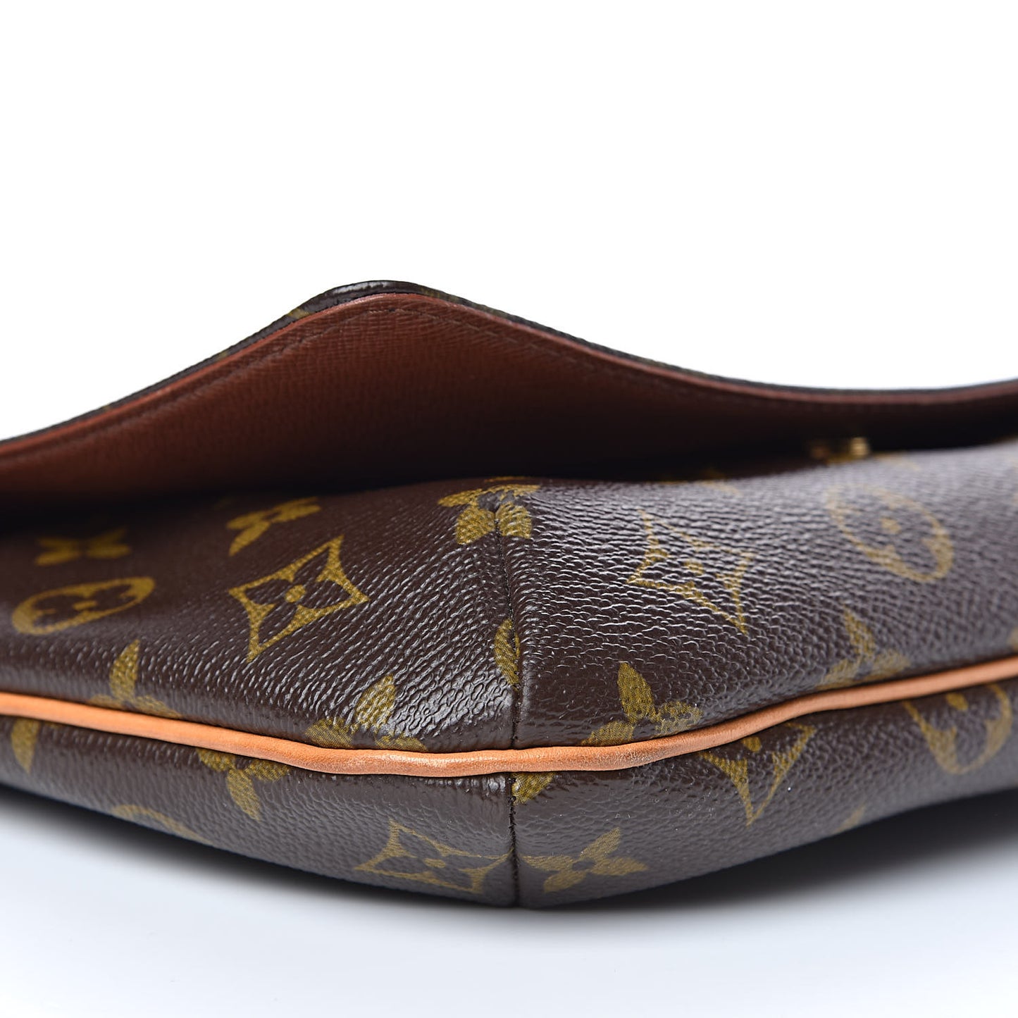 Monogram Musette Tango