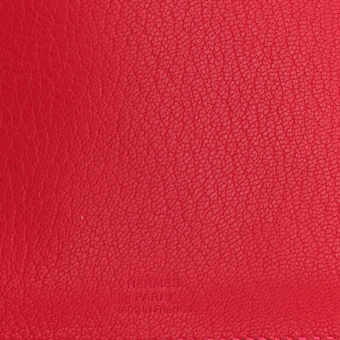Chevre Chamkila Tarmac PM Passport Holder Rose Extreme