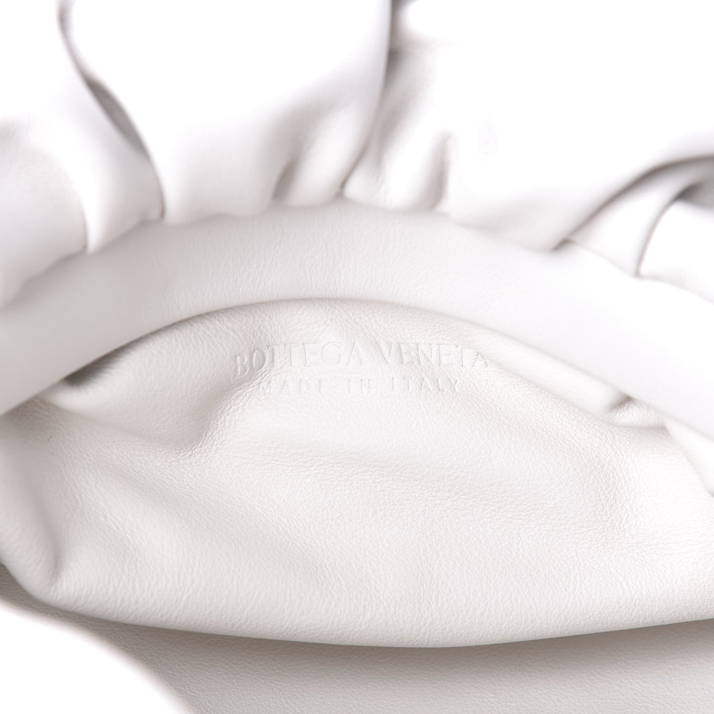 Calfskin The Pouch Chain Plaster