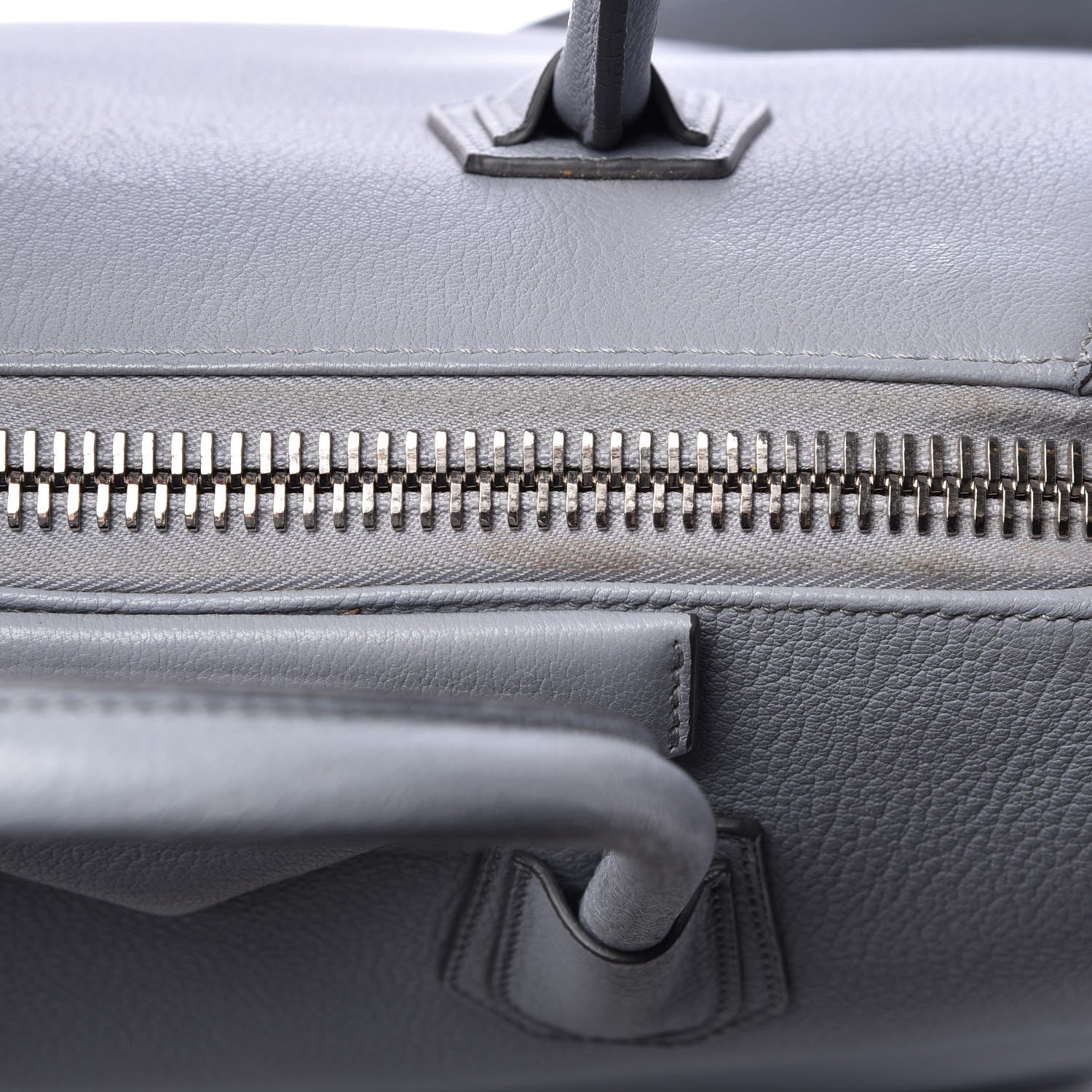 Givenchy Sugar Goatskin Medium Antigona Pearl Grey 9 of 18