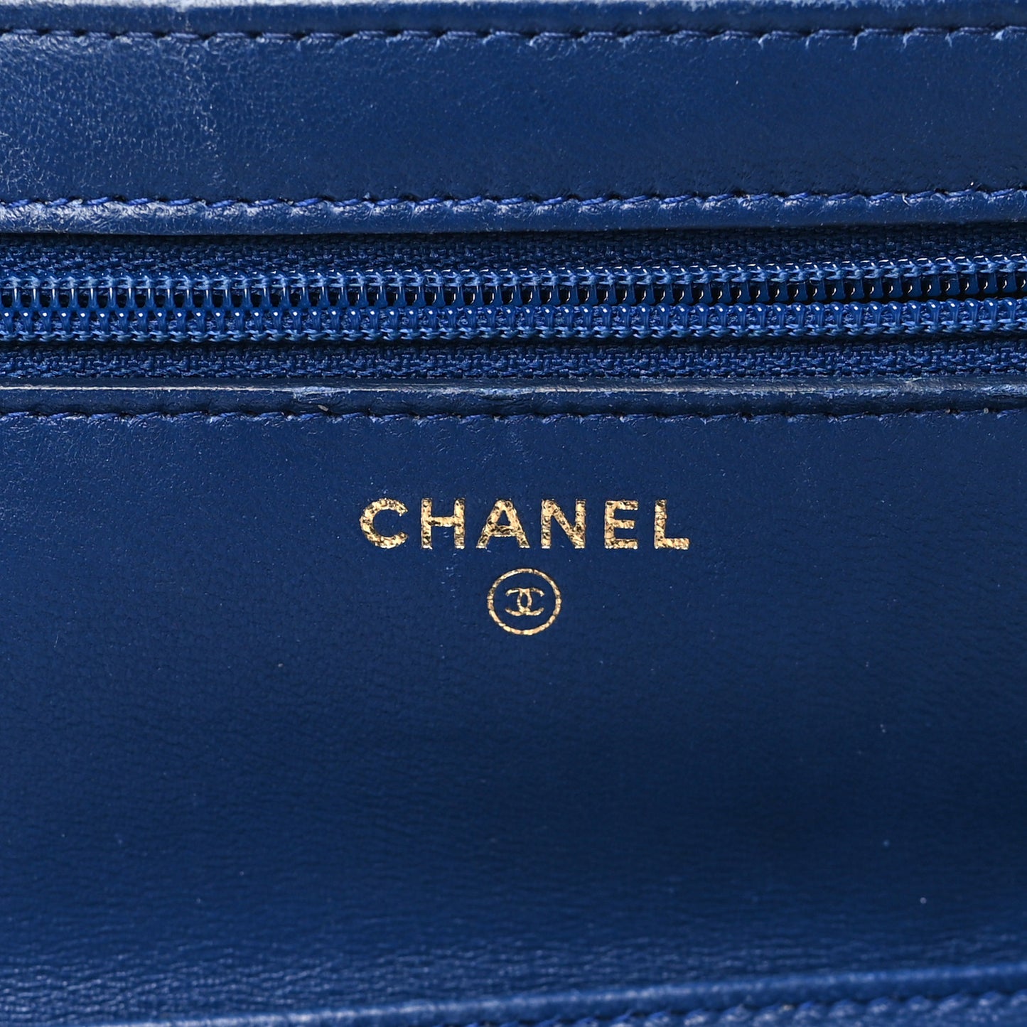Lambskin Quilted Elegant CC Wallet On Chain WOC Blue Black