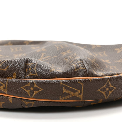 Louis Vuitton Monogram Croissant MM 7 of 7