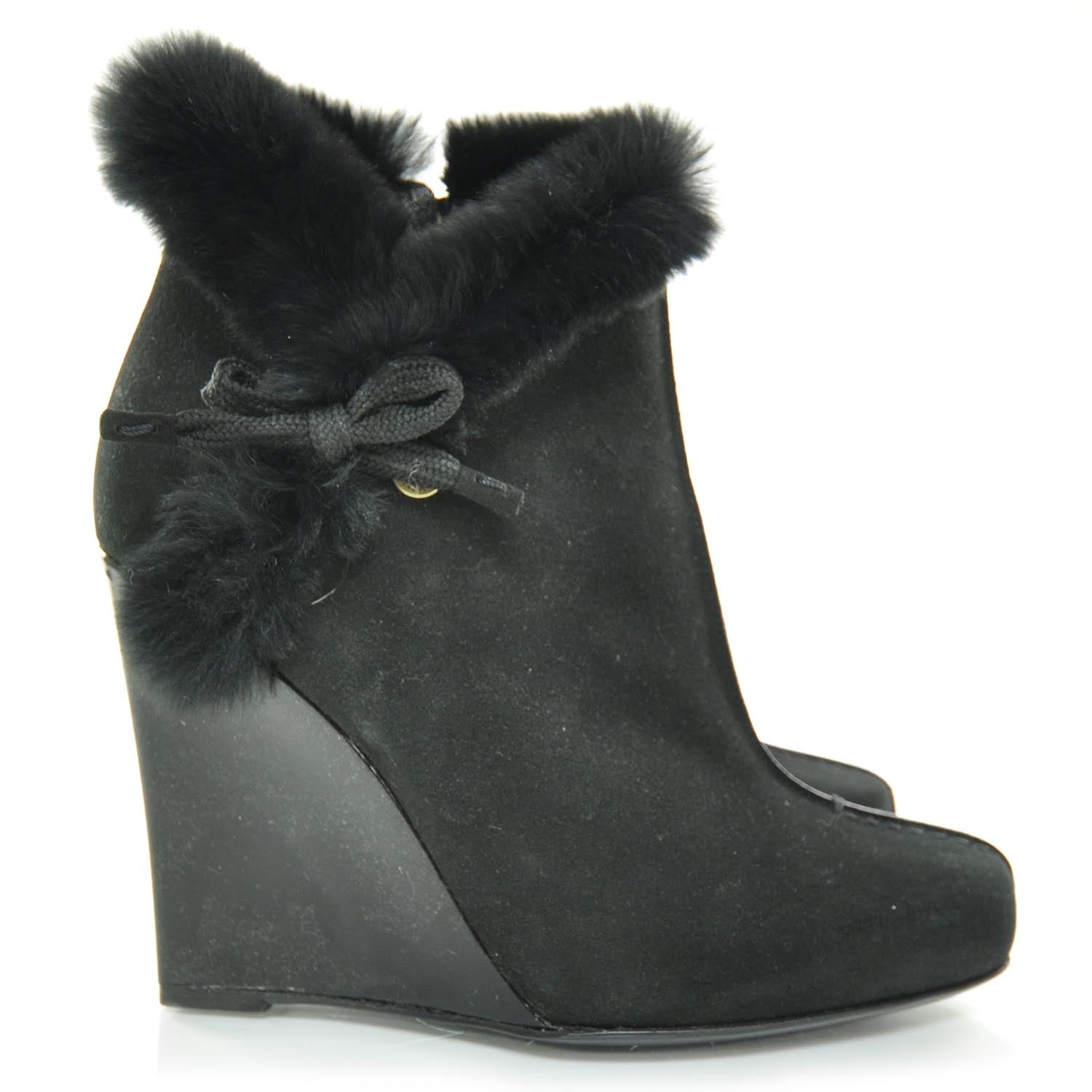 Louis Vuitton Suede Rabbit Fur Glacier Boots 38.5 Black 3 of 9