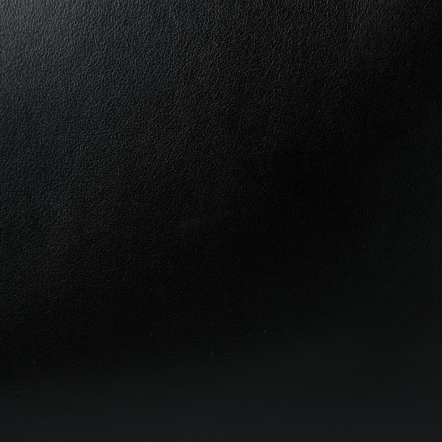 Smooth Calfskin Large Soft Antigona Black