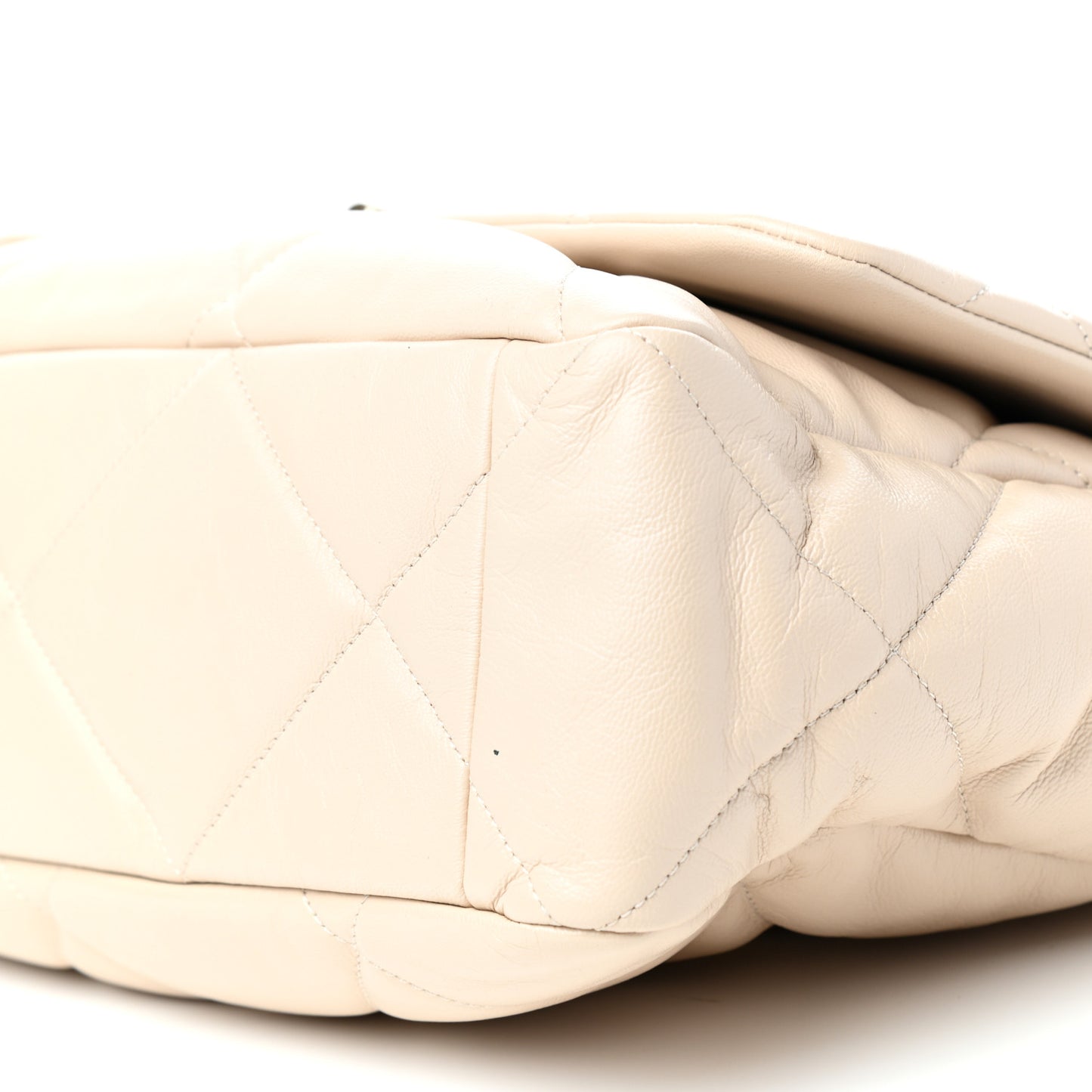 Lambskin Quilted Maxi Chanel 19 Flap Light Beige