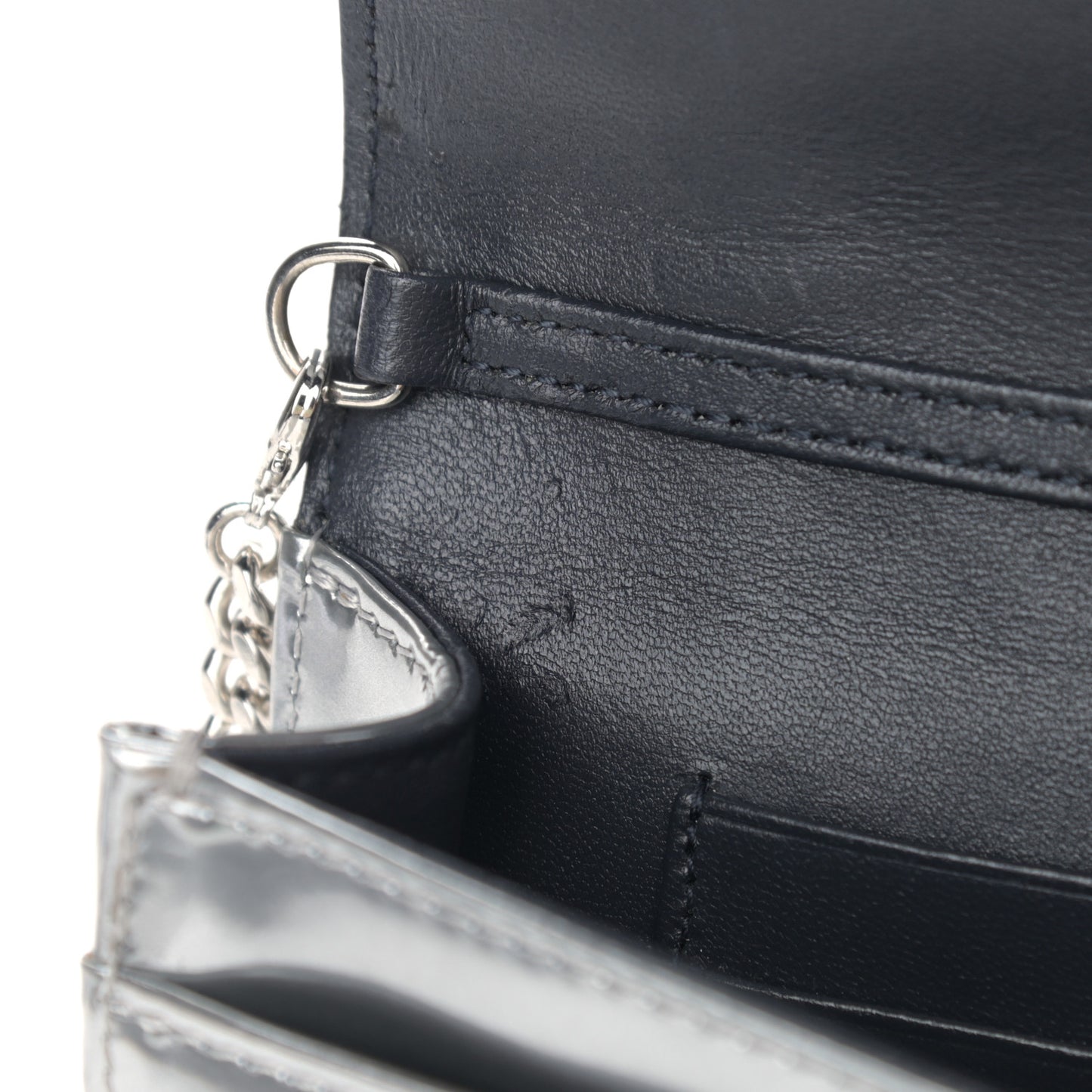 Metallic Micro-Cannage Diorama Wallet on Chain Pouch Argent