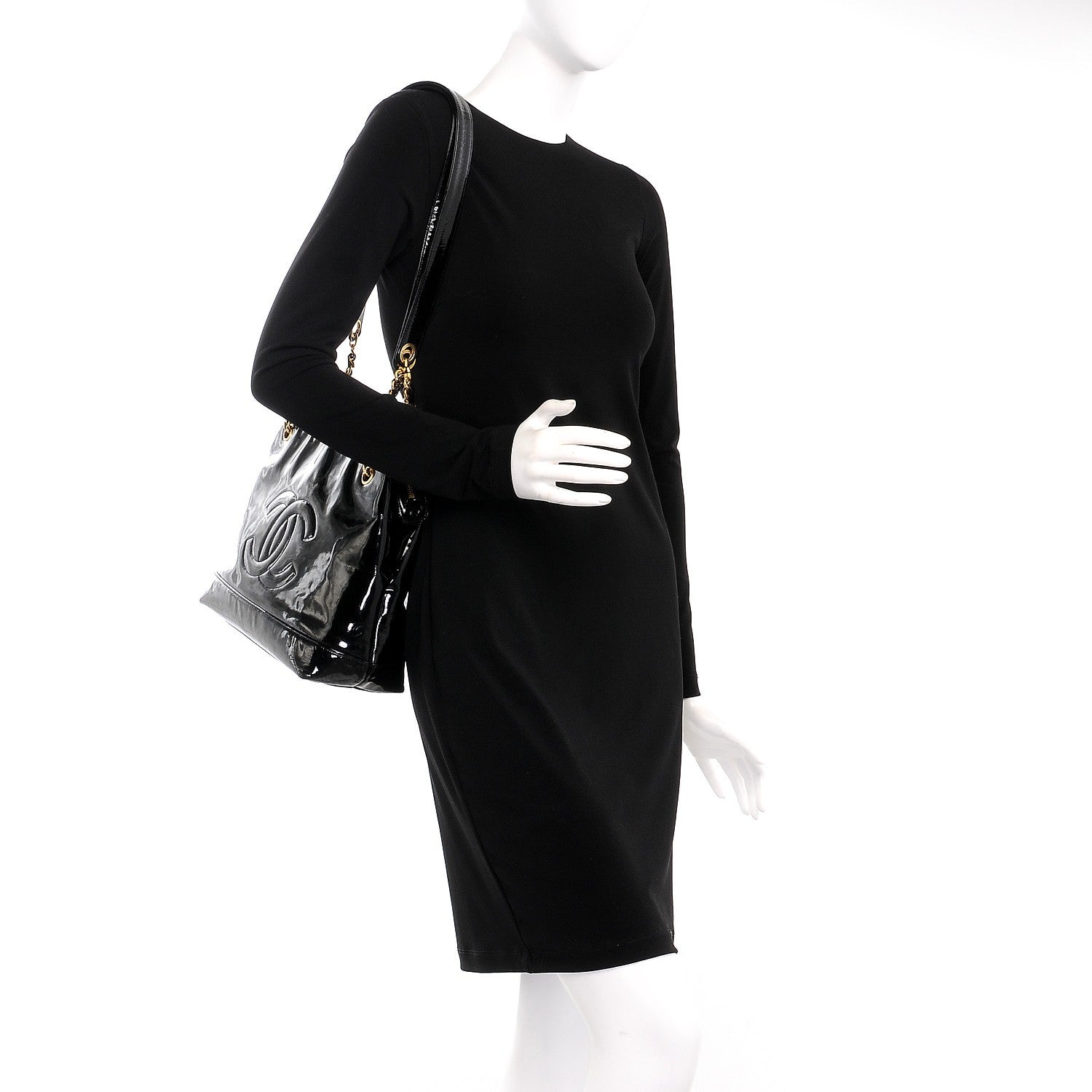 Chanel Patent CC Shoulder Bag Black 2 of 8