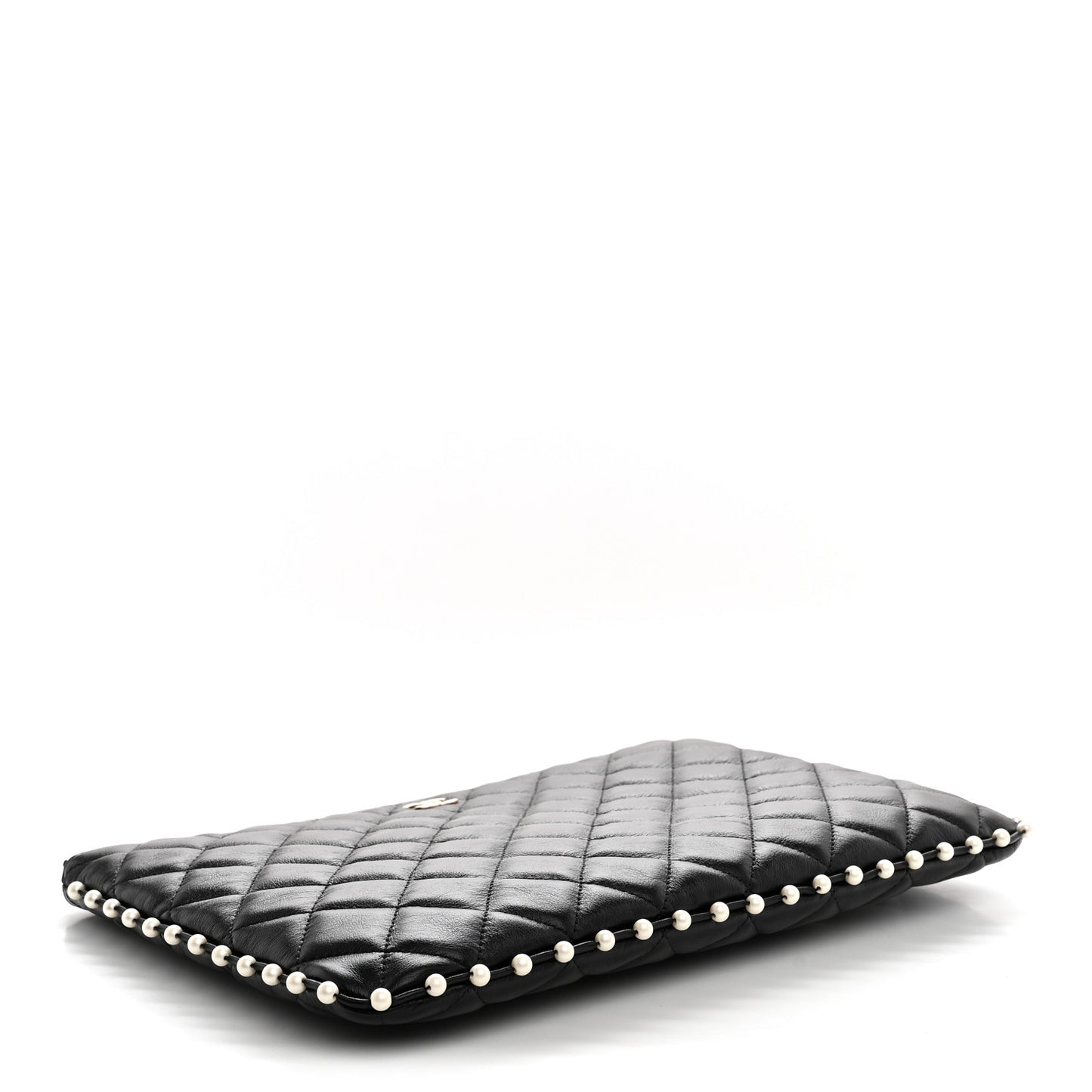 Calfskin Quilted Pearl Medium Cosmetic Case Black