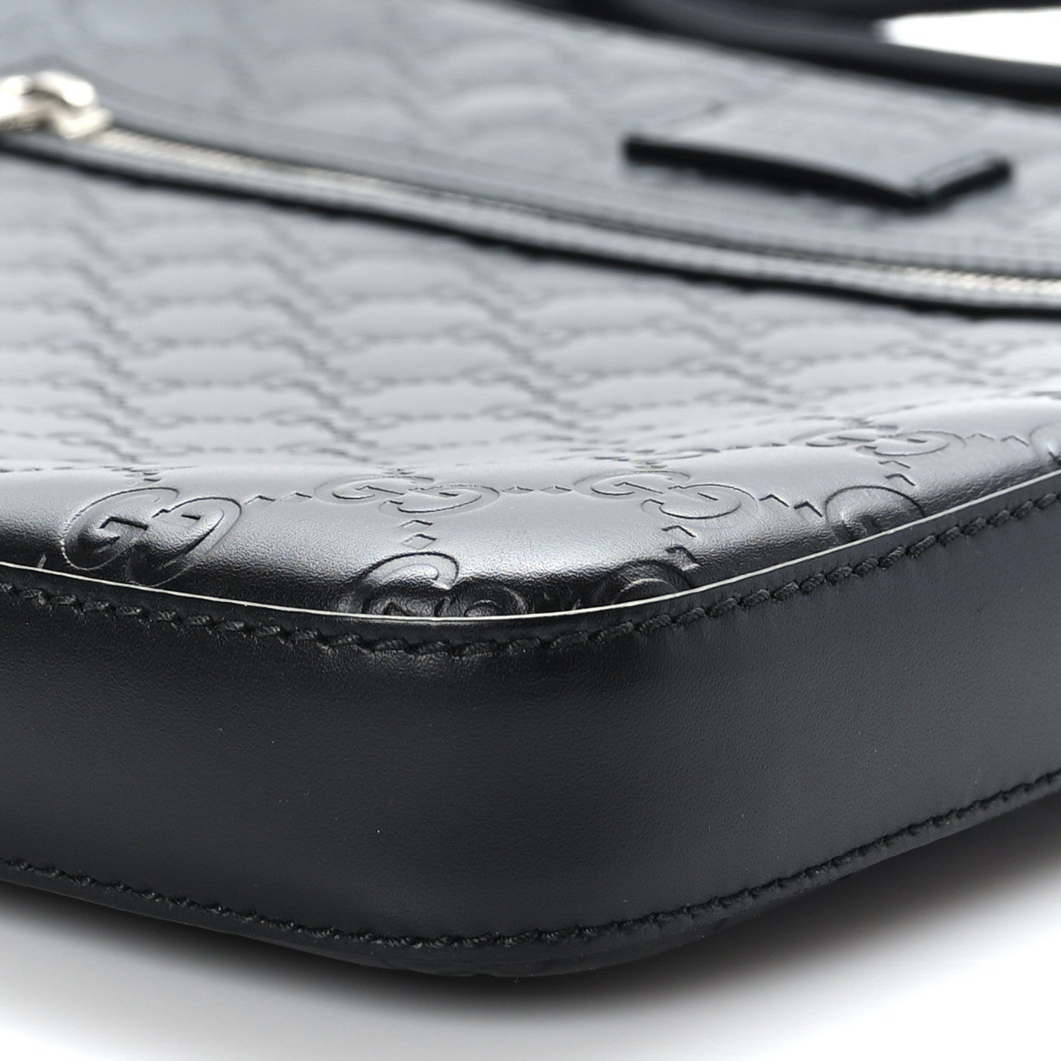 Gucci Guccissima Signature Medium Flat Messenger Bag Black 9 of 9