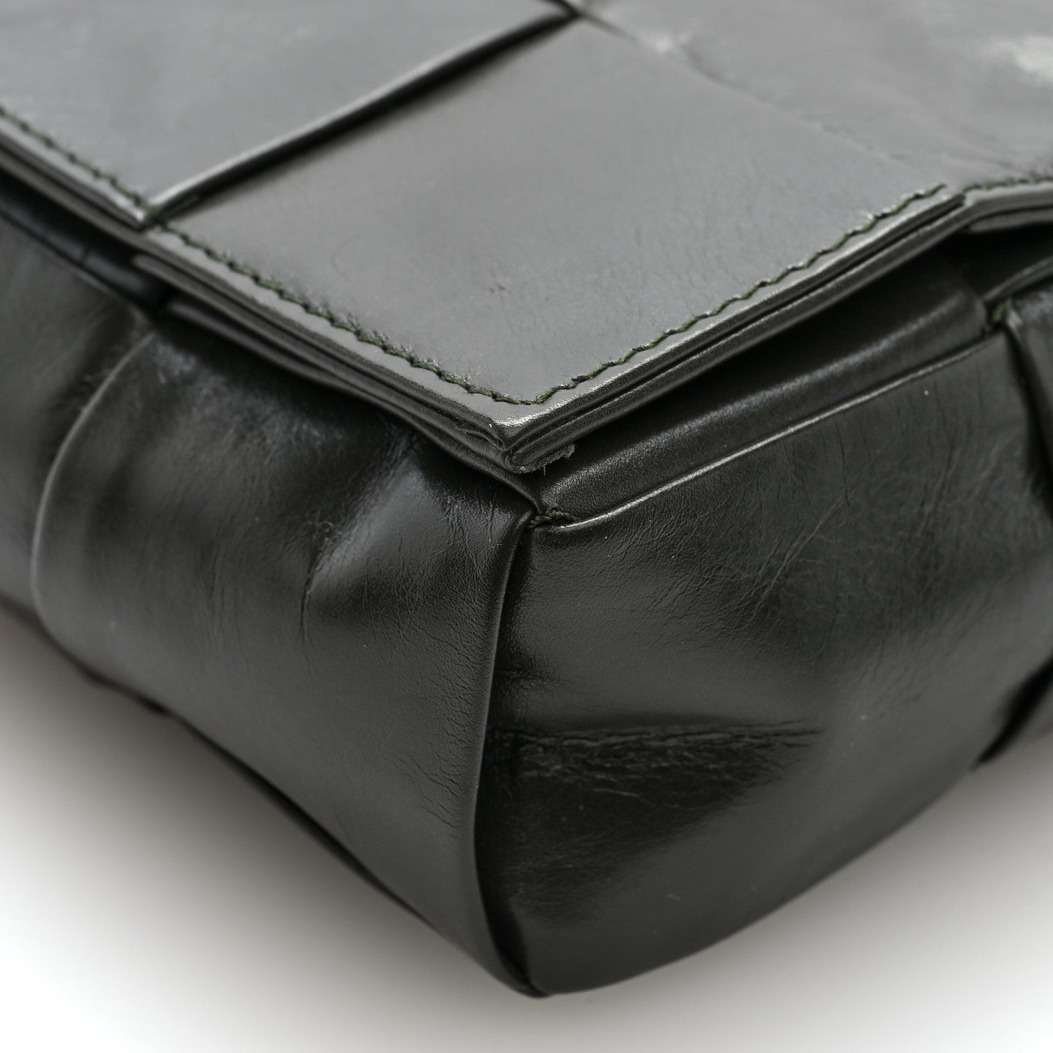 Bottega Veneta Paper Calfskin Intreccio Cassette Belt Bag Camping 8 of 9