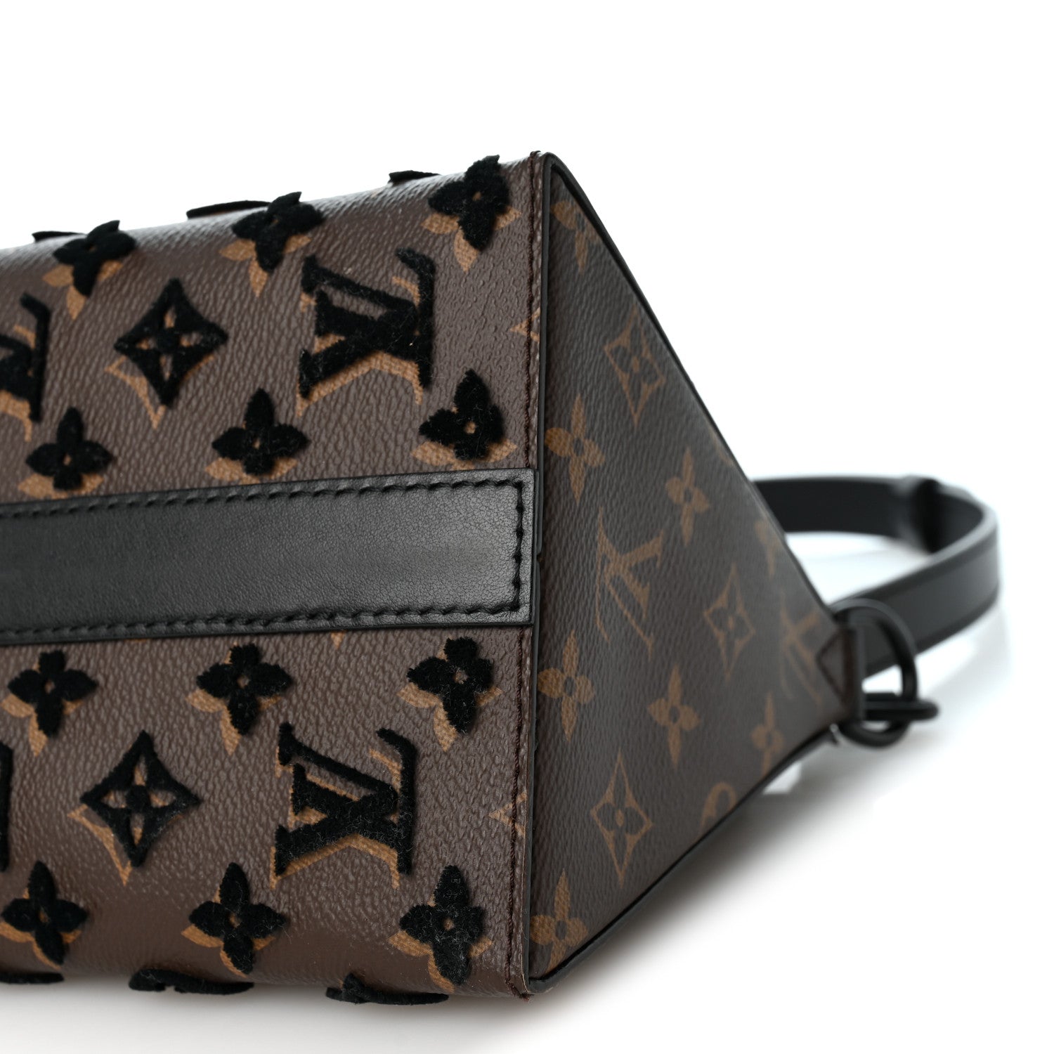 Louis Vuitton Monogram Tuffetage Triangle Messenger Black 9 of 9