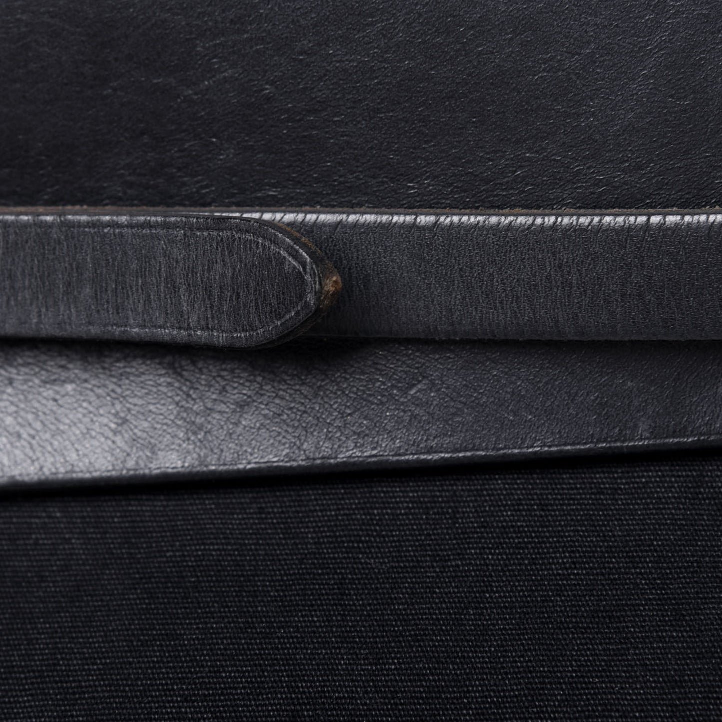 Toile Vache Calfskin Herbag 39 MM Black
