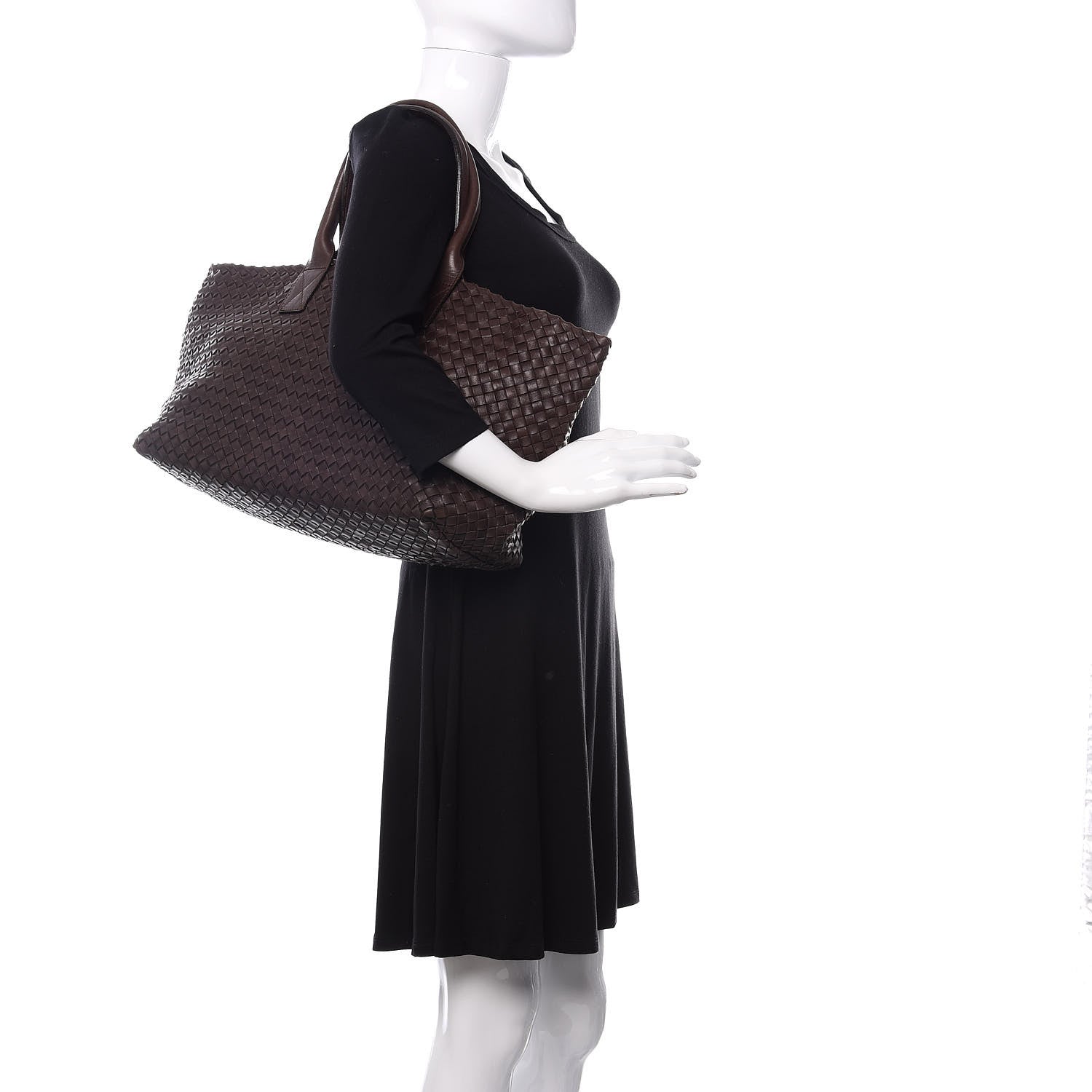 Bottega Veneta Nappa Intrecciato Medium Cabat Ebano 2 of 12