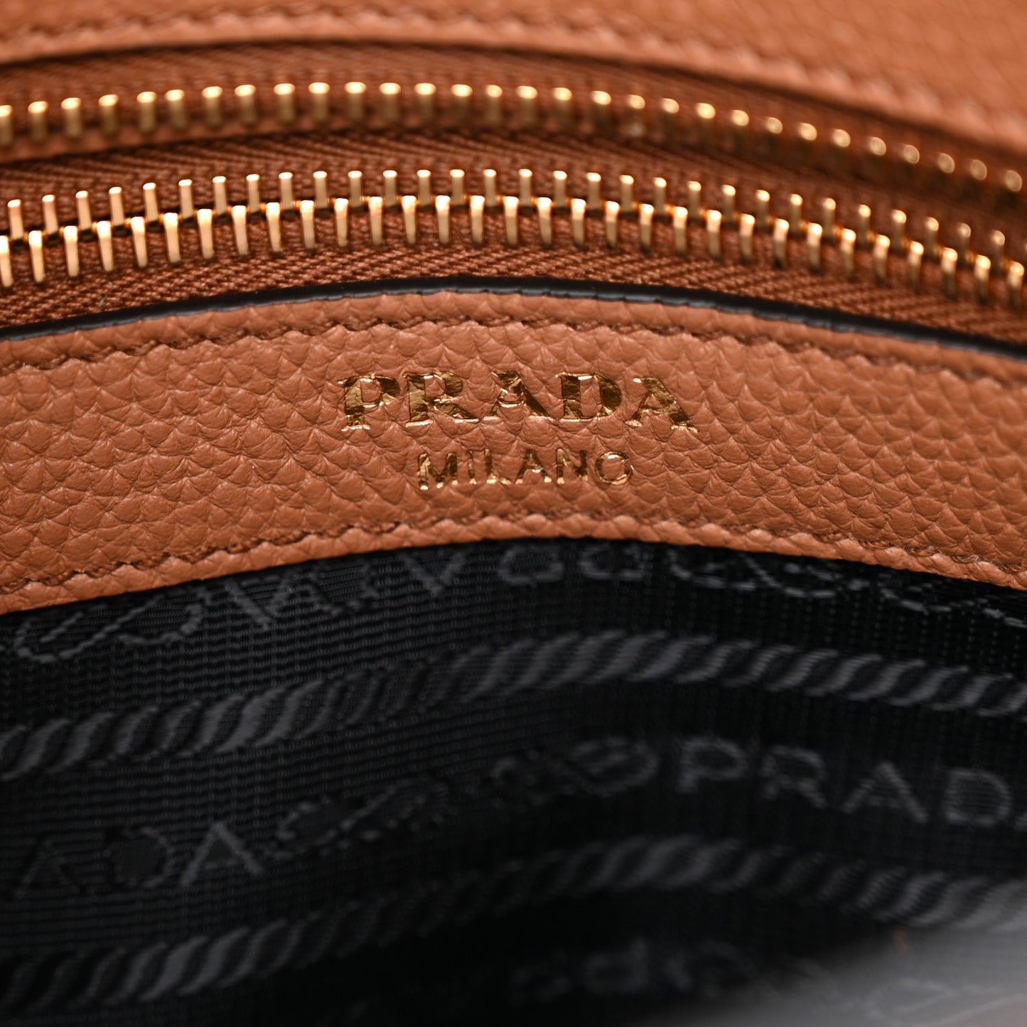 Vitello Phenix Logo Hobo Caramel