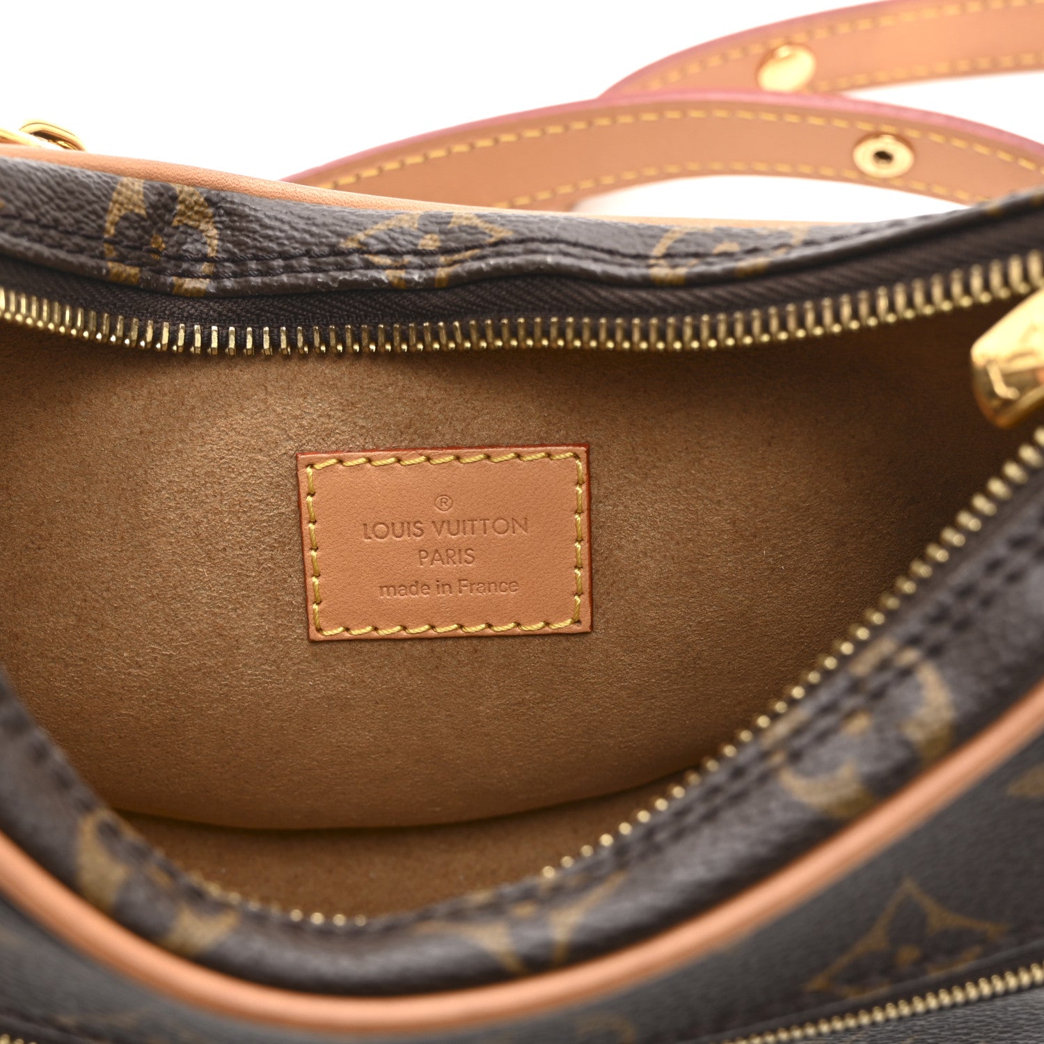 Louis Vuitton Monogram Loop 6 of 9