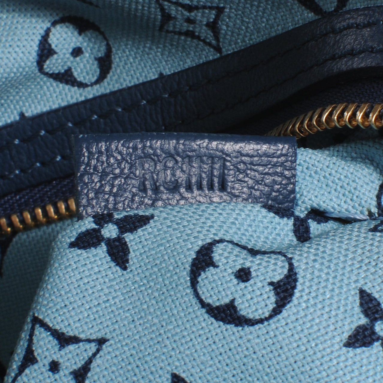Louis Vuitton Ailleurs Cabas Escale PM 7 of 8