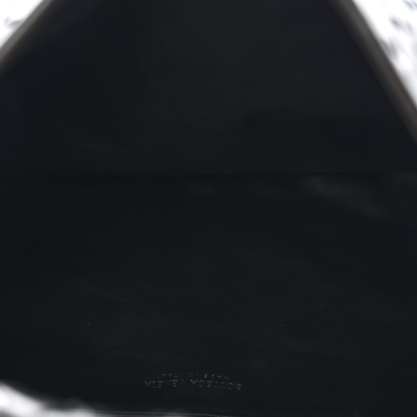 Calfskin Intrecciato Large Hop Black Black
