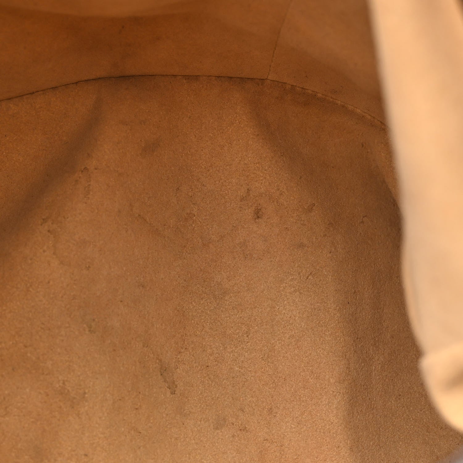 Louis Vuitton Monogram Artsy MM 16 of 16