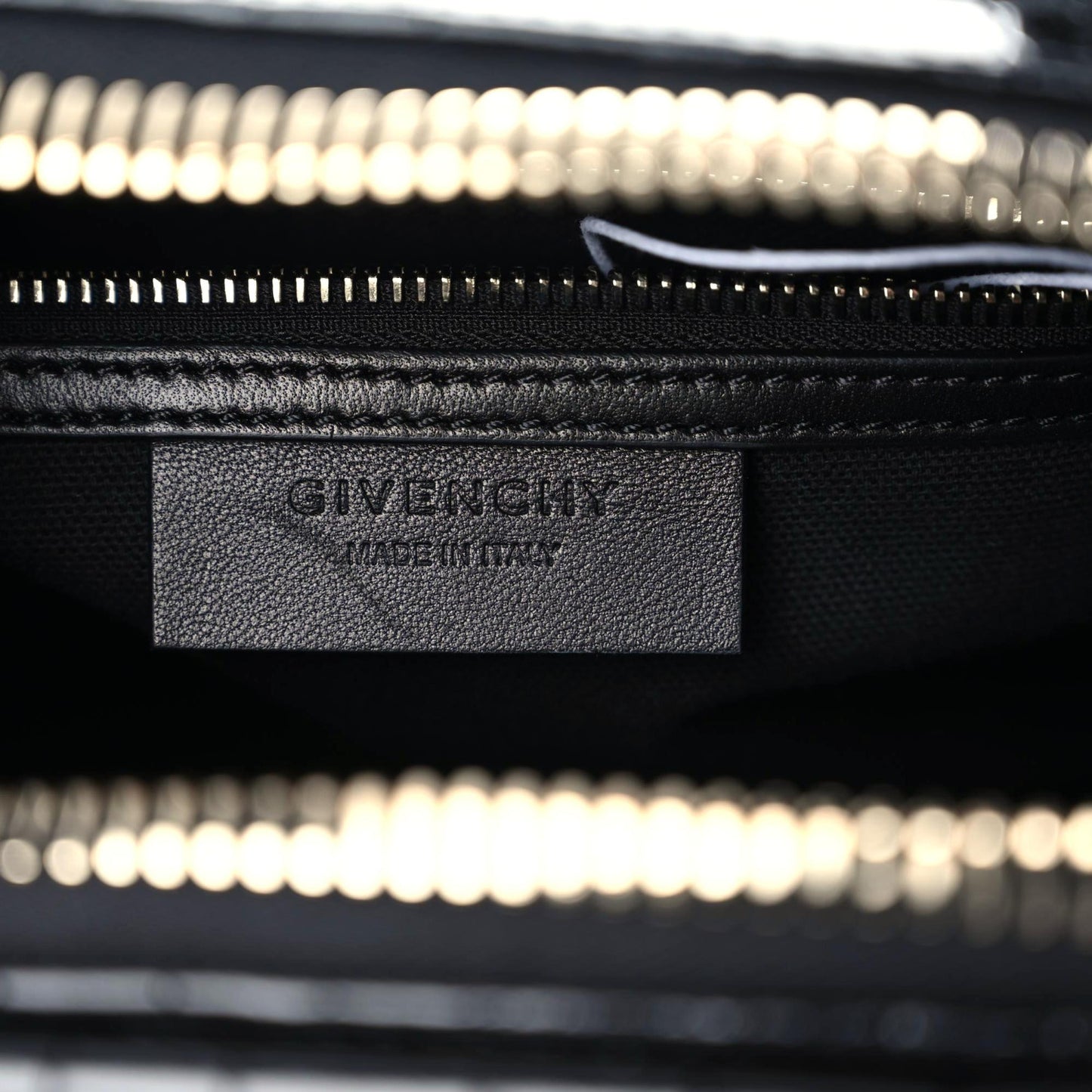 Calfskin Crocodile Embossed Small Antigona Black