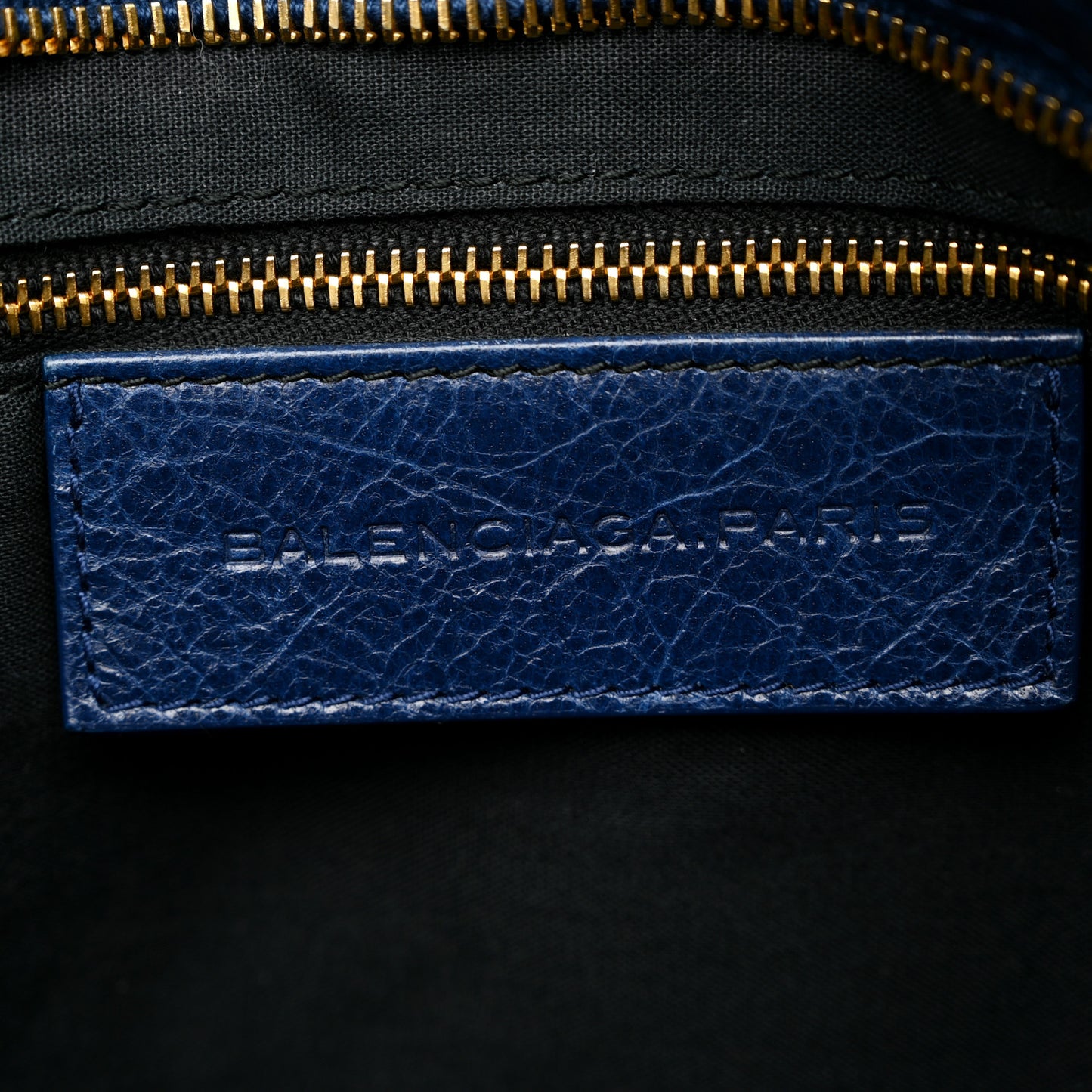Agneau Giant 12 Gold Hardware City Bleu Mineral
