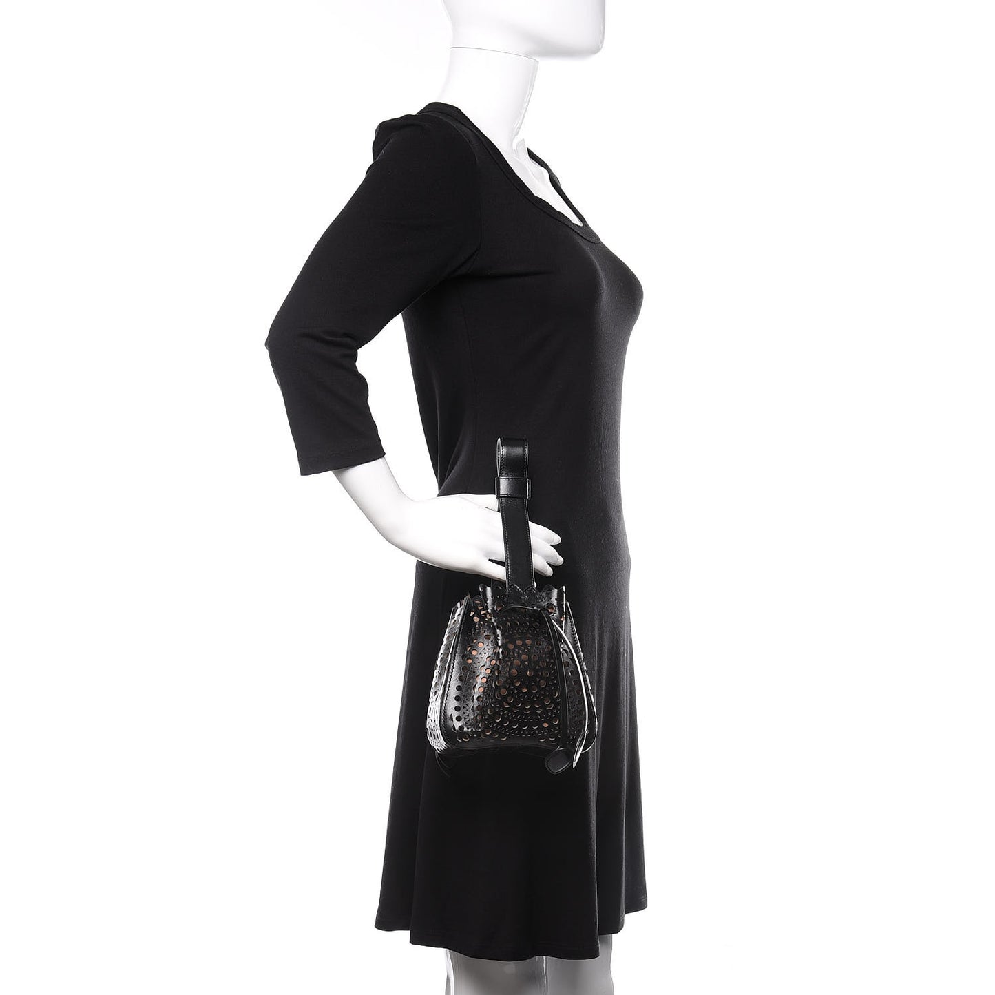 Lux Calfskin Vienne Rose-Marie 19 Bag Black