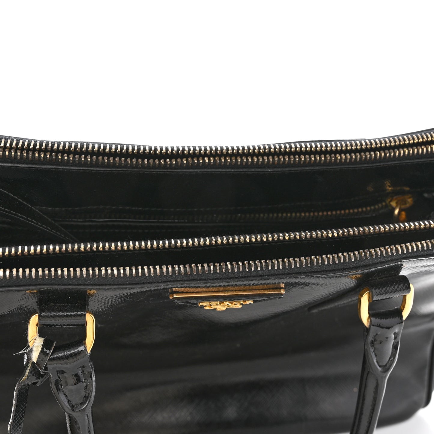Saffiano Vernice Medium Galleria Double Zip Tote Black