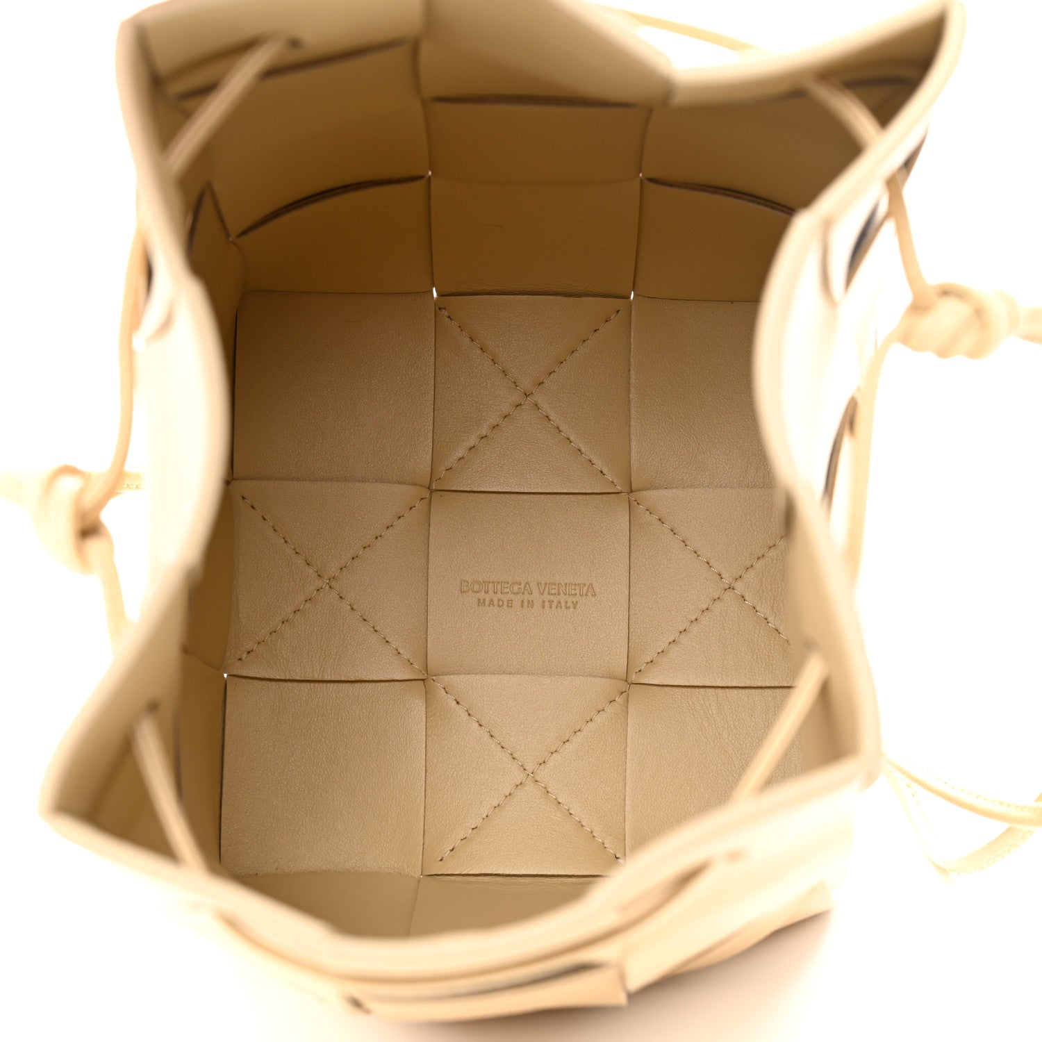 Bottega Veneta Lambskin Maxi Intrecciato Small Cassette Crossbody Bucket Bag Porridge 5 of 9