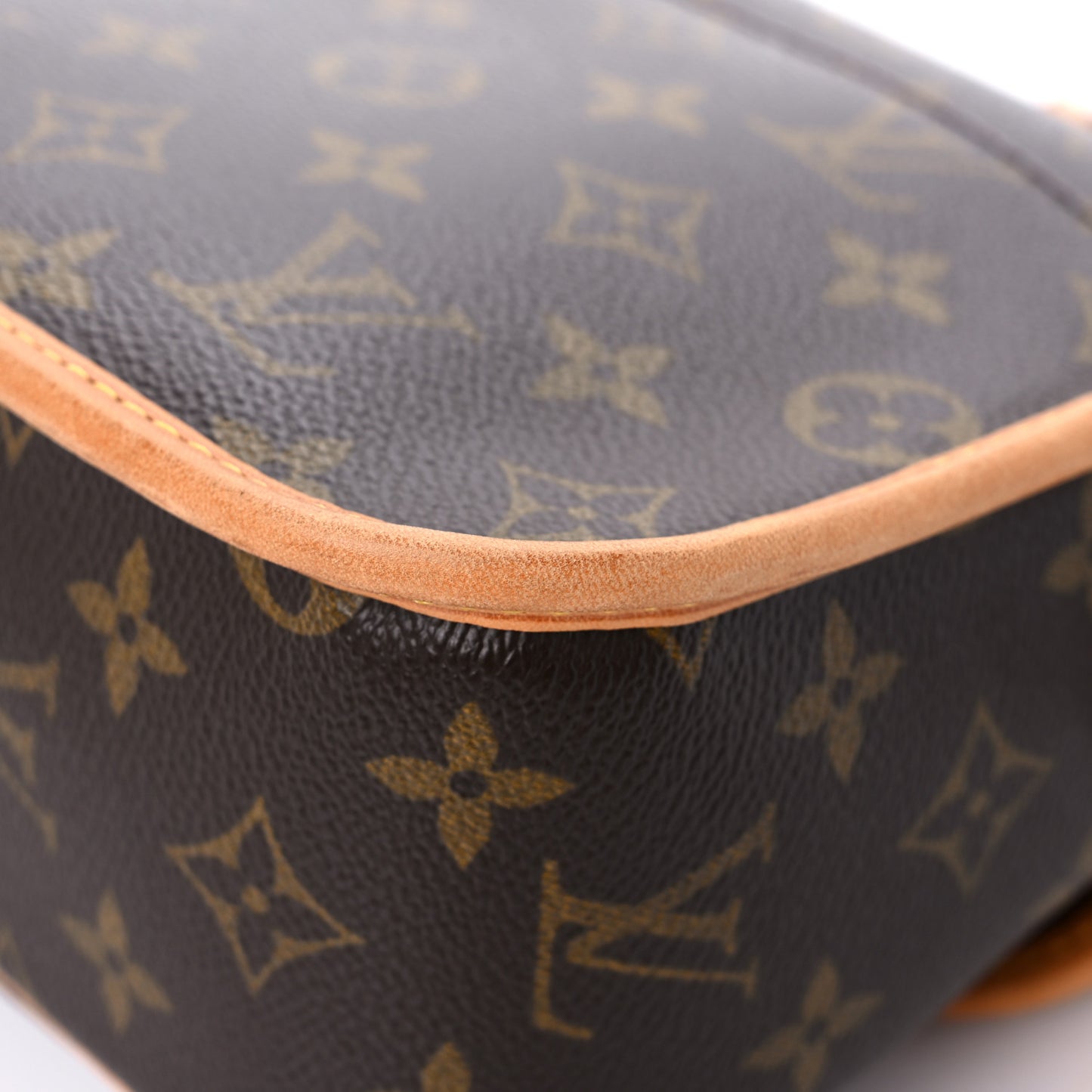Monogram Sologne