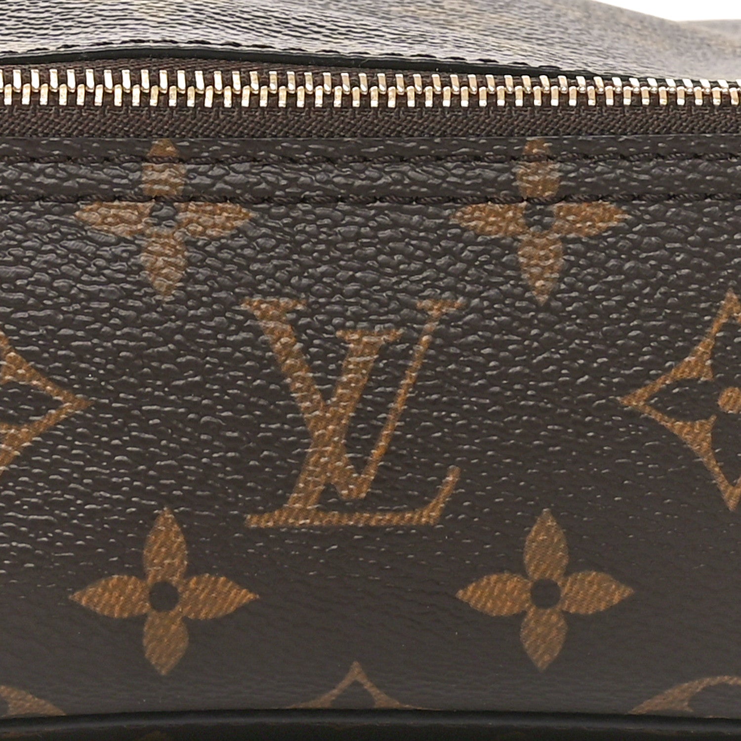 Louis Vuitton Monogram Packing Cube MM 8 of 10