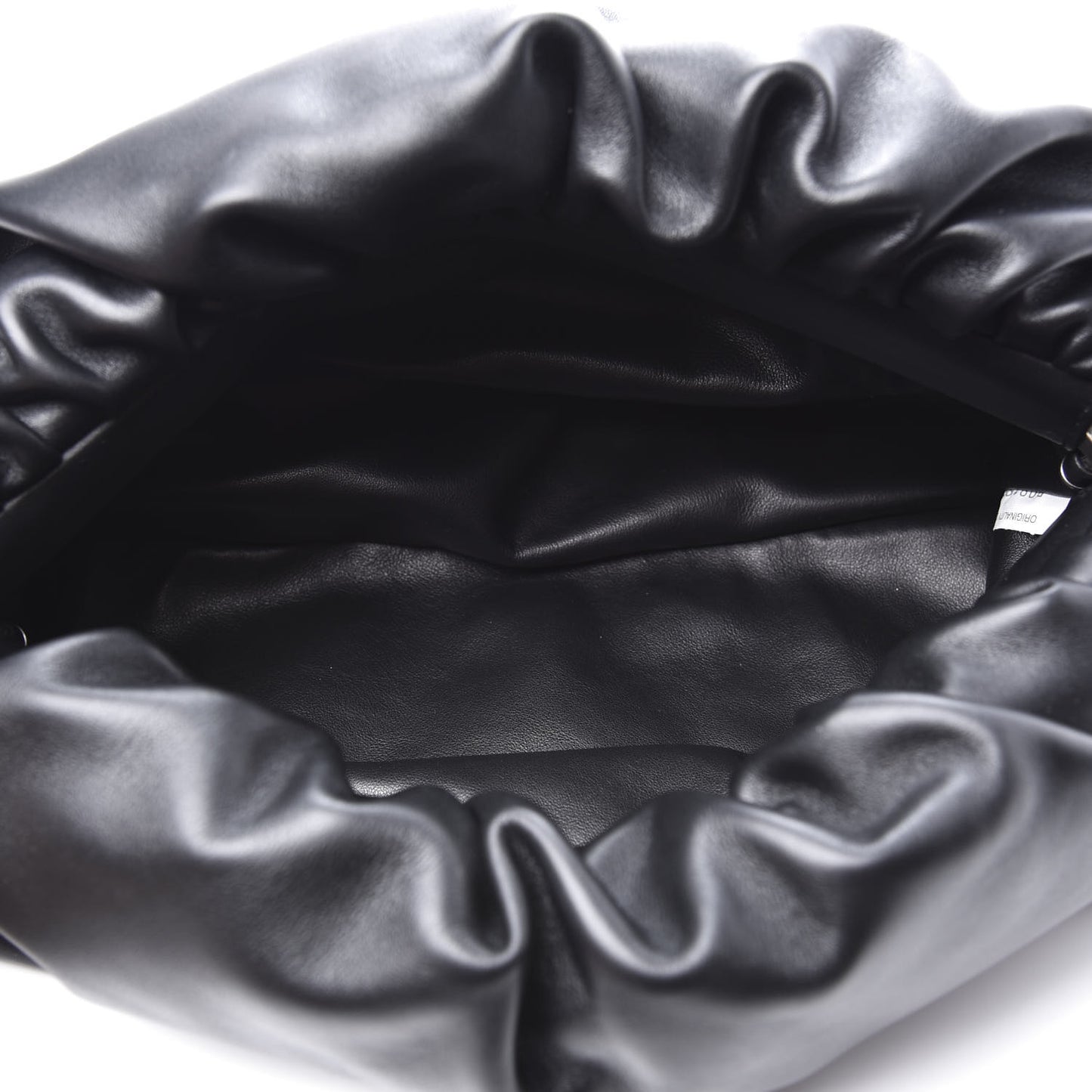 Calfskin The Pouch Chain Black