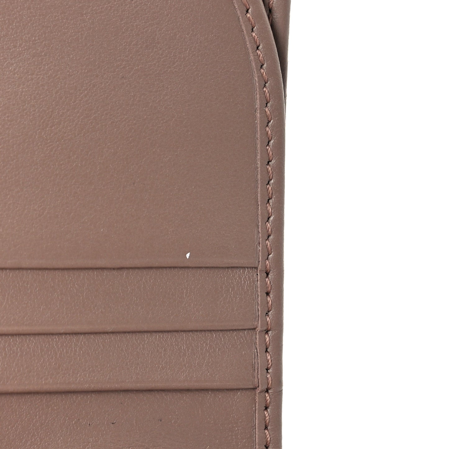 Calfskin Matelasse GG Marmont Card Case Wallet Porcelain Rose