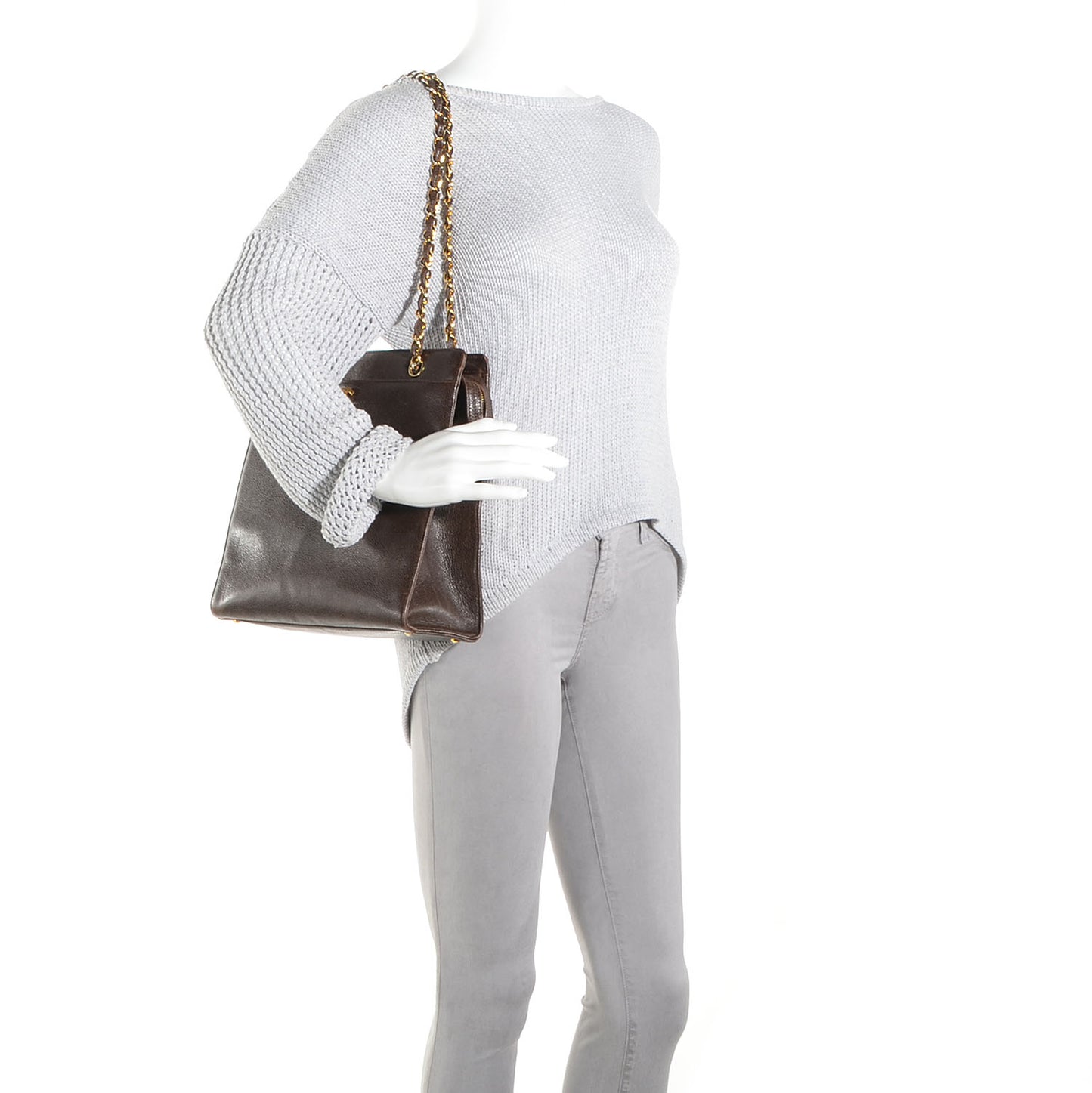 Caviar Shoulder Bag Dark Brown