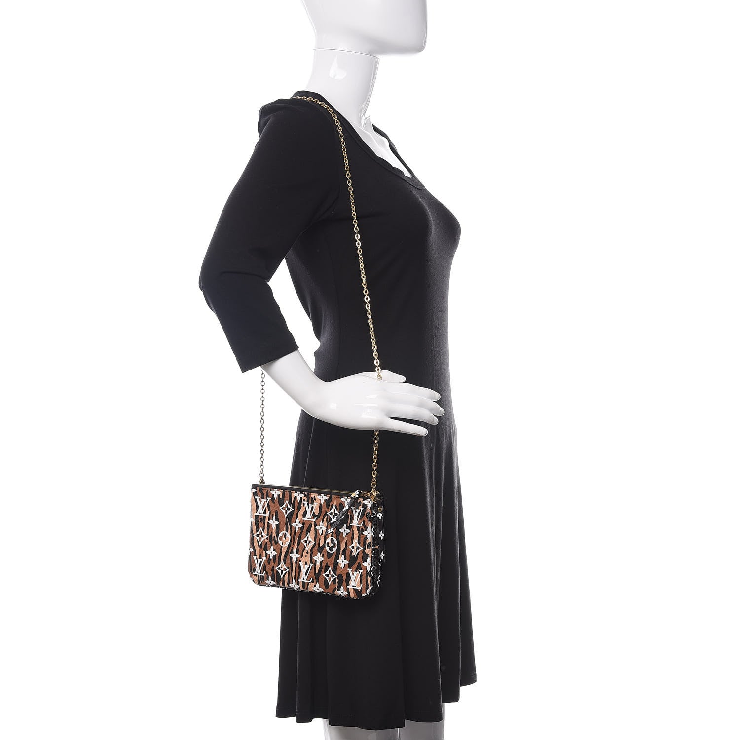 Louis Vuitton Monogram Giant Jungle Pochette Double Zip Black 2 of 9