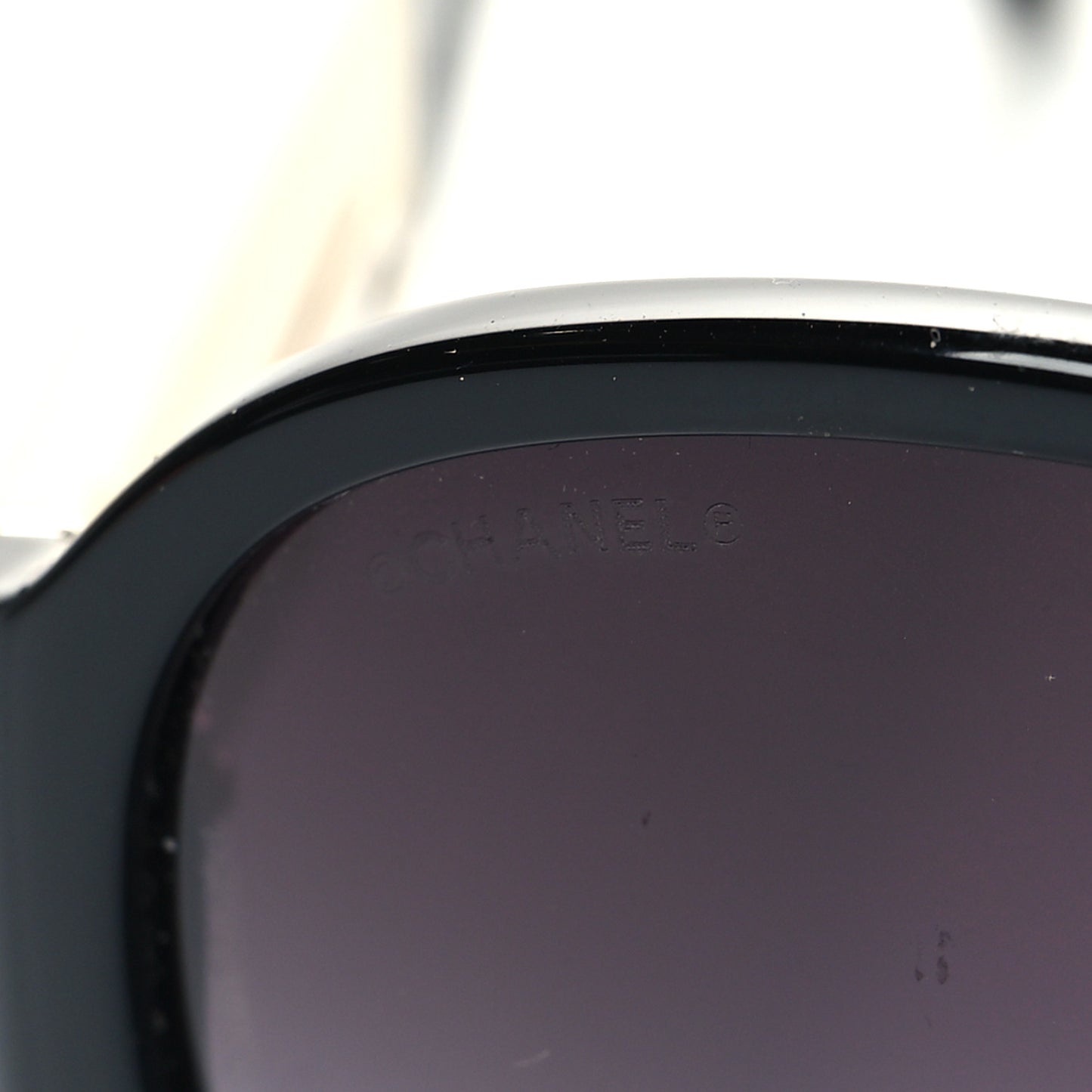 Acetate CC Sunglasses 5229Q Black White