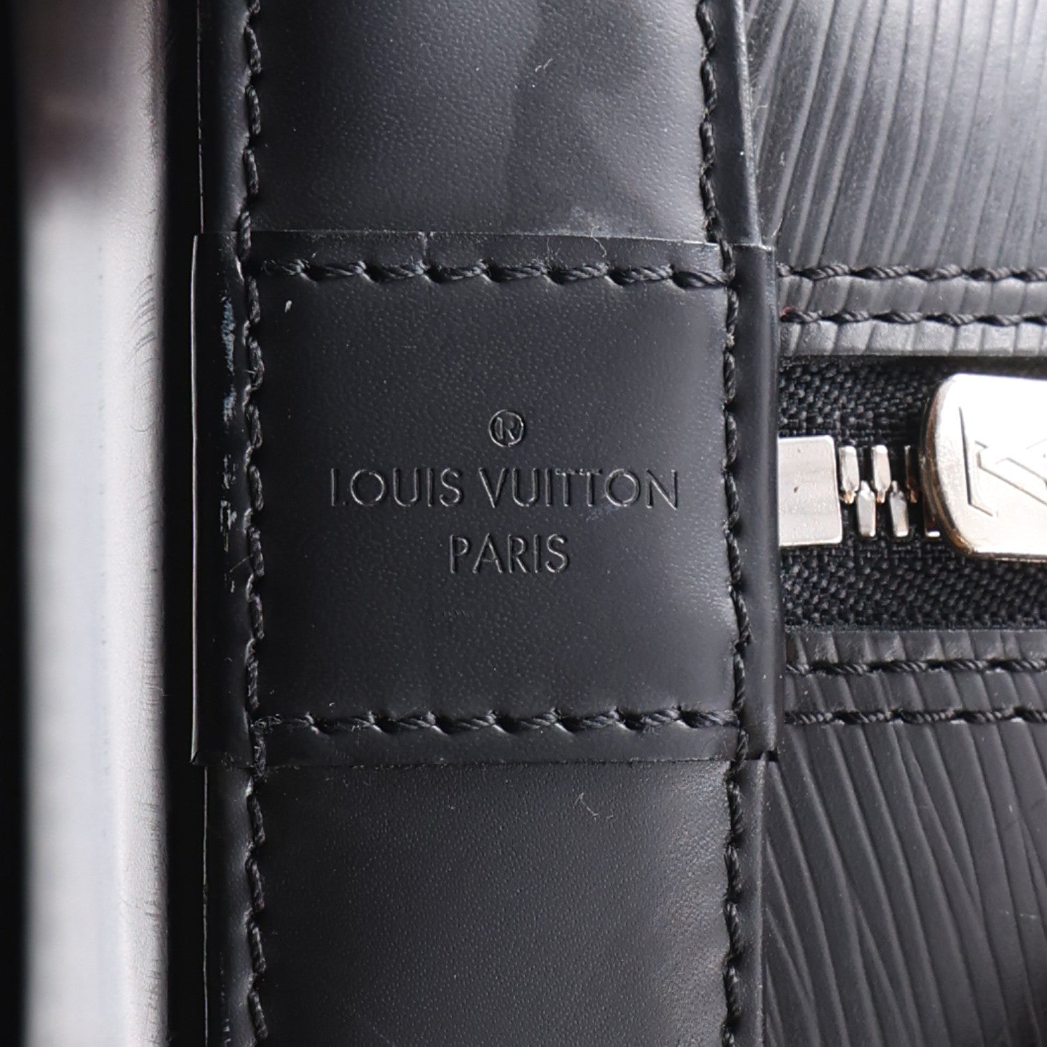 Louis Vuitton Epi Alma MM Black 6 of 9